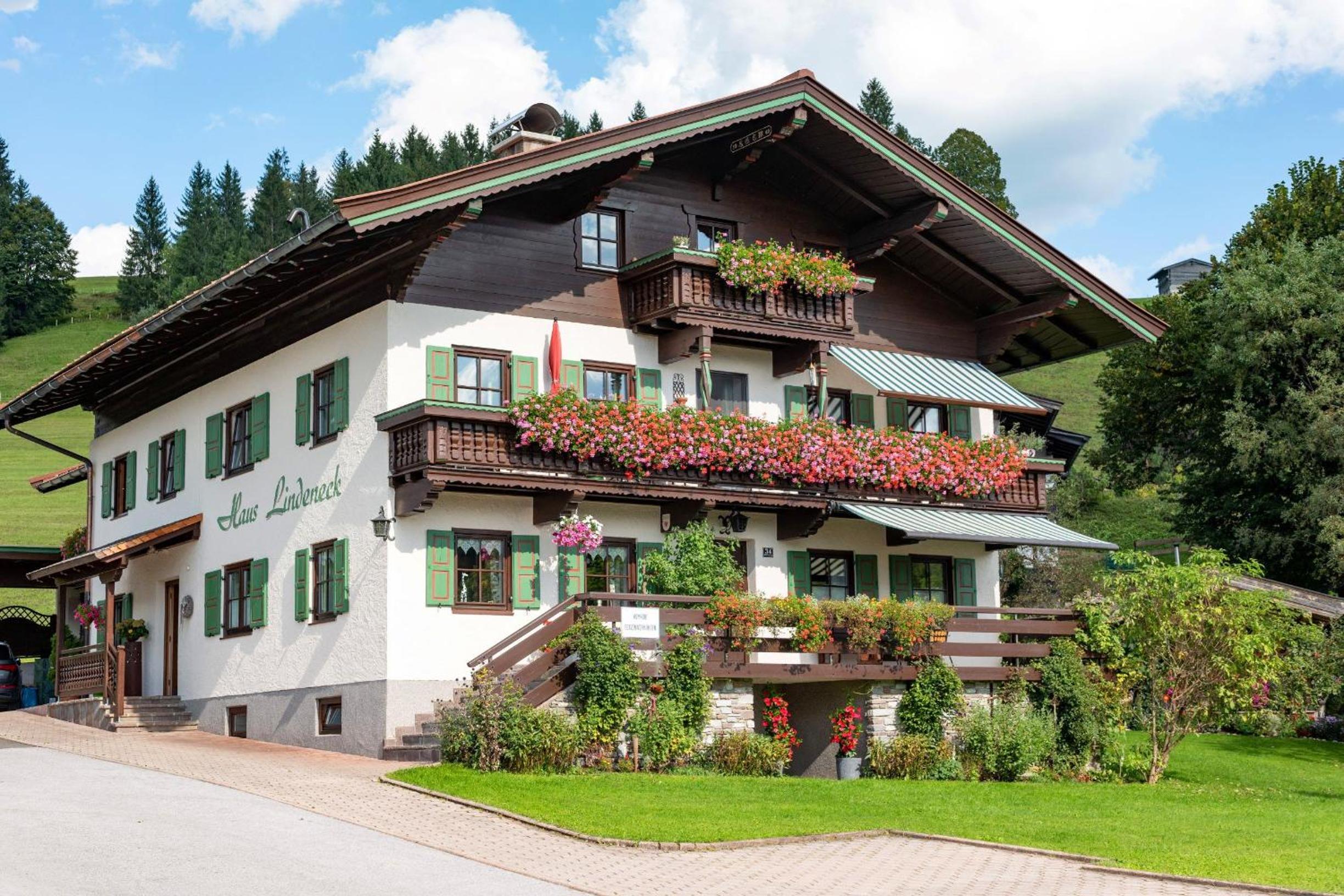 Haus Lindeneck - Erika Schwentner view 3