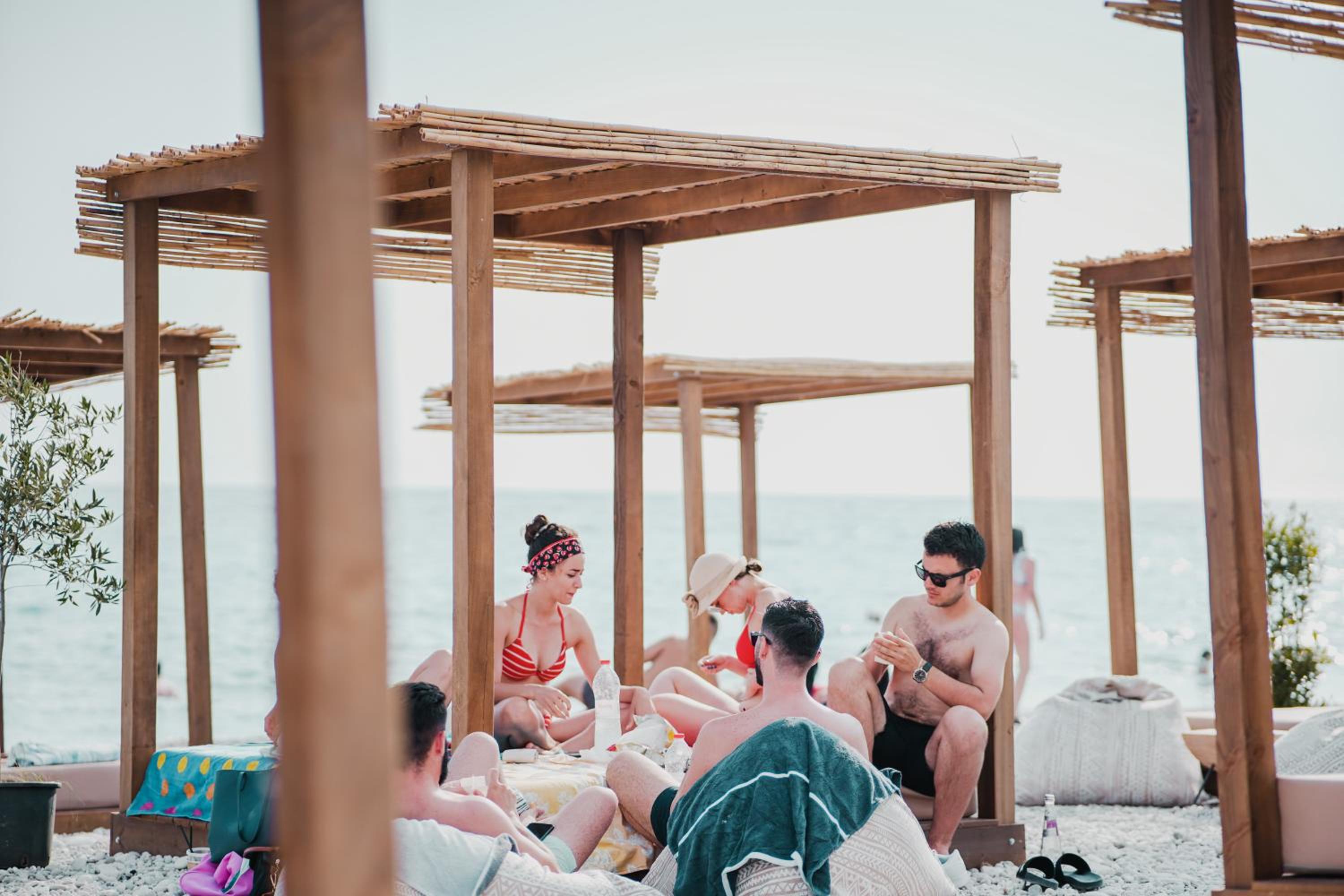 Drymades Bungalows Adults Only