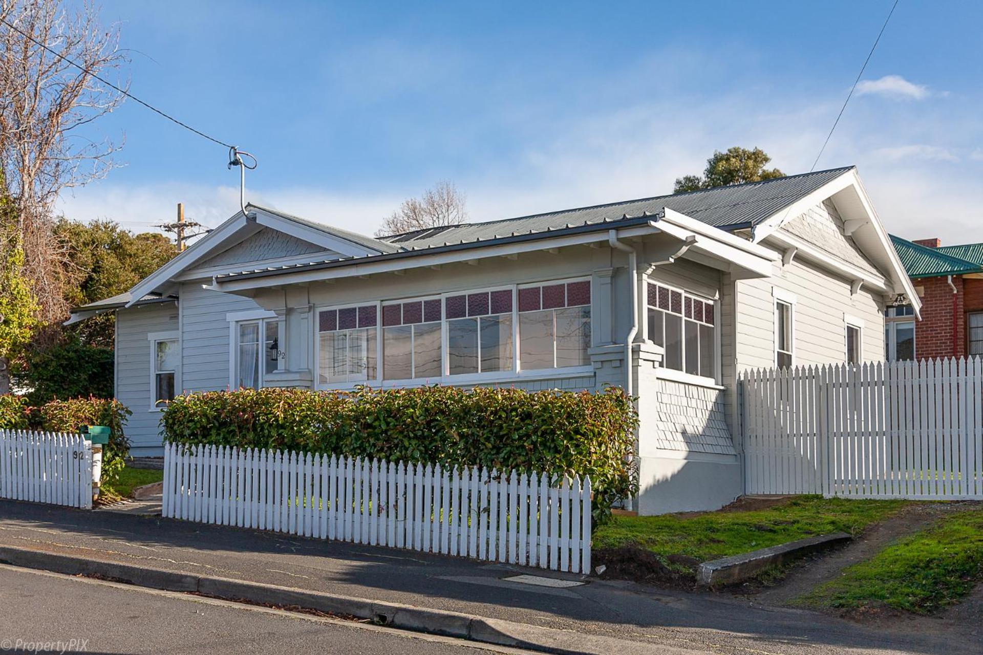 Hobarts Finest, Central location, LUX 3bdm
