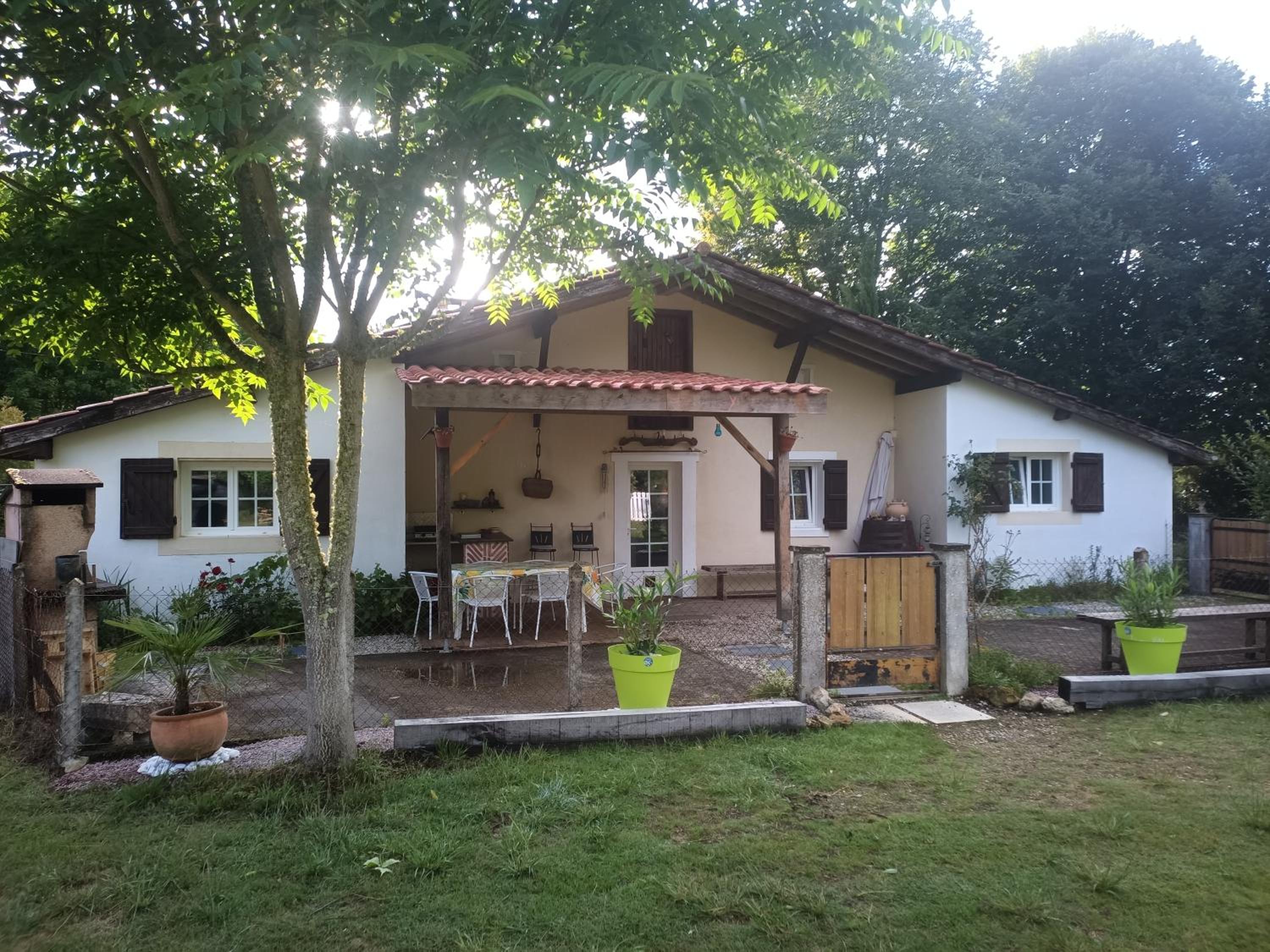 Villa landaise view 2