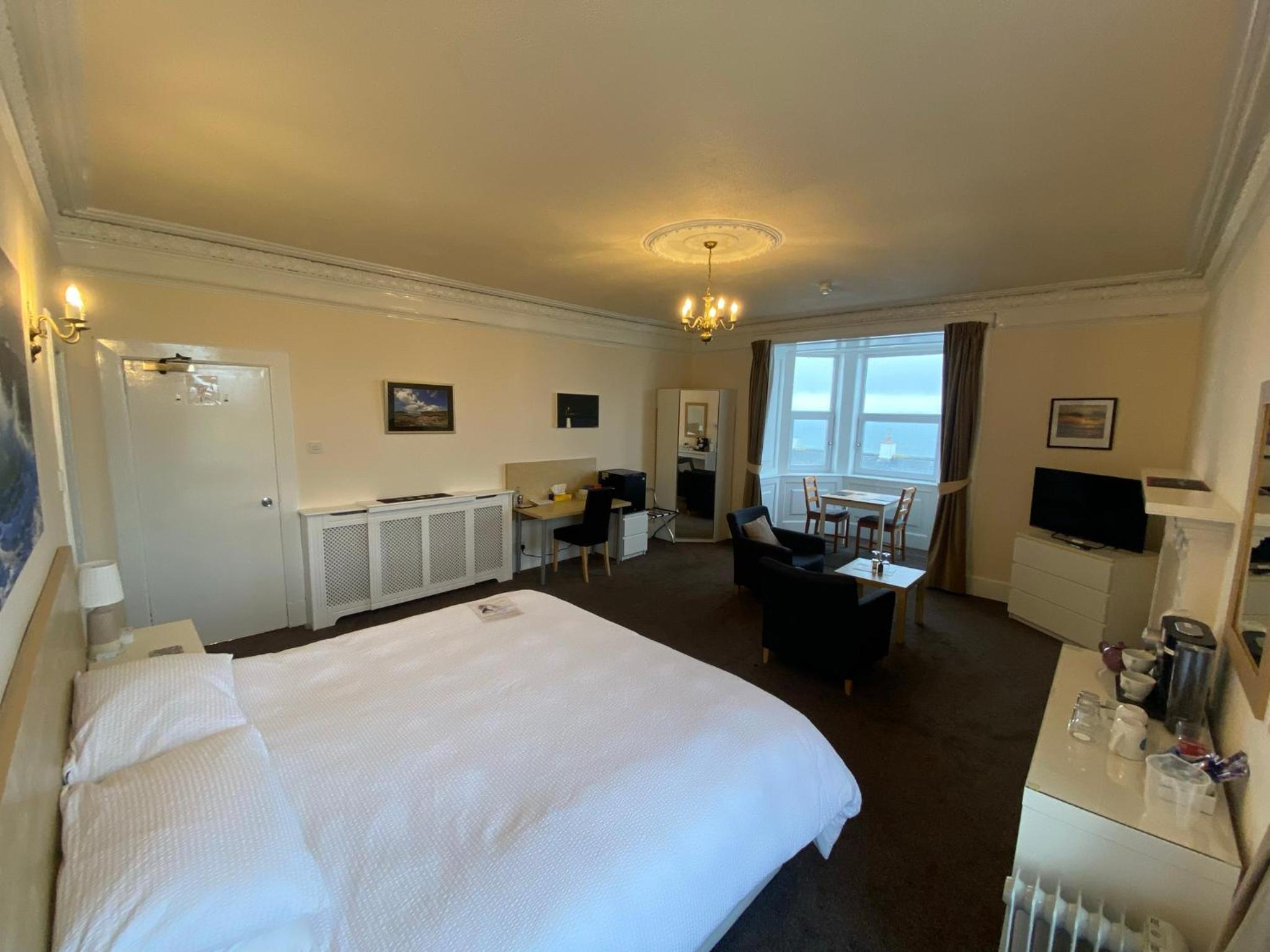 The Bowmore House Bed and Breakfast