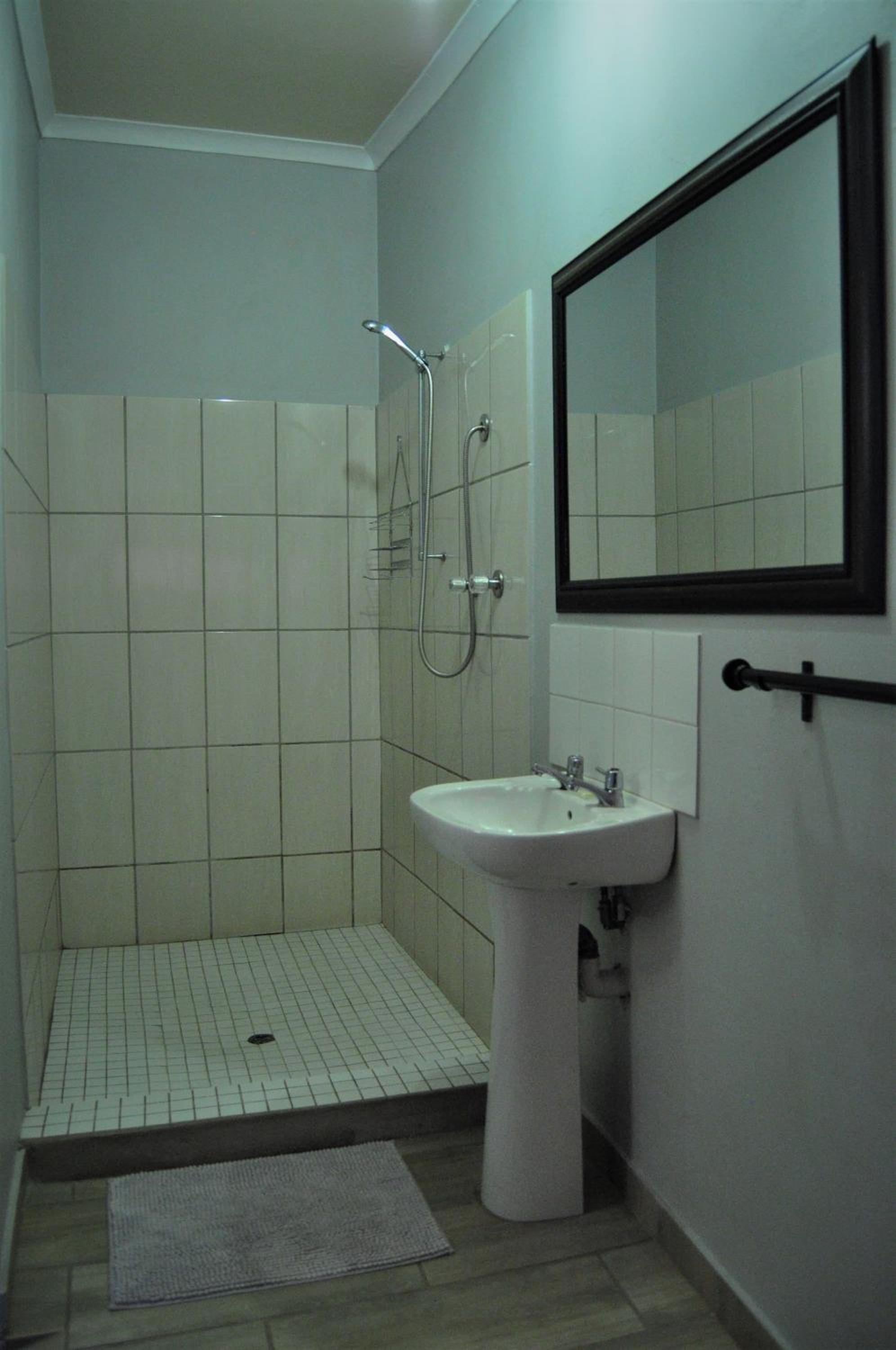Photo 50