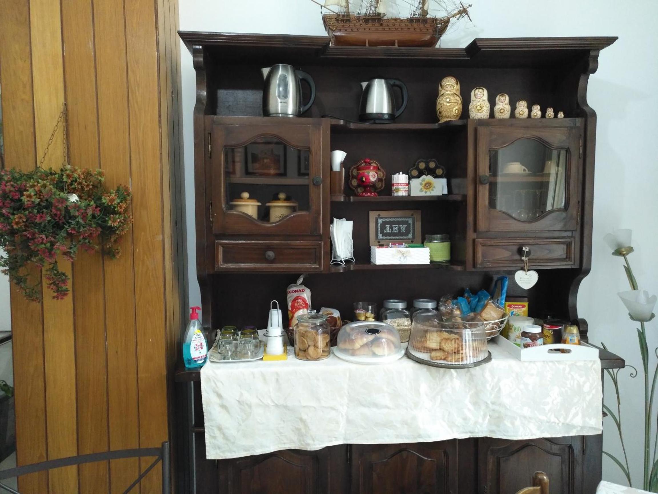 Tucci's Roma Guest House