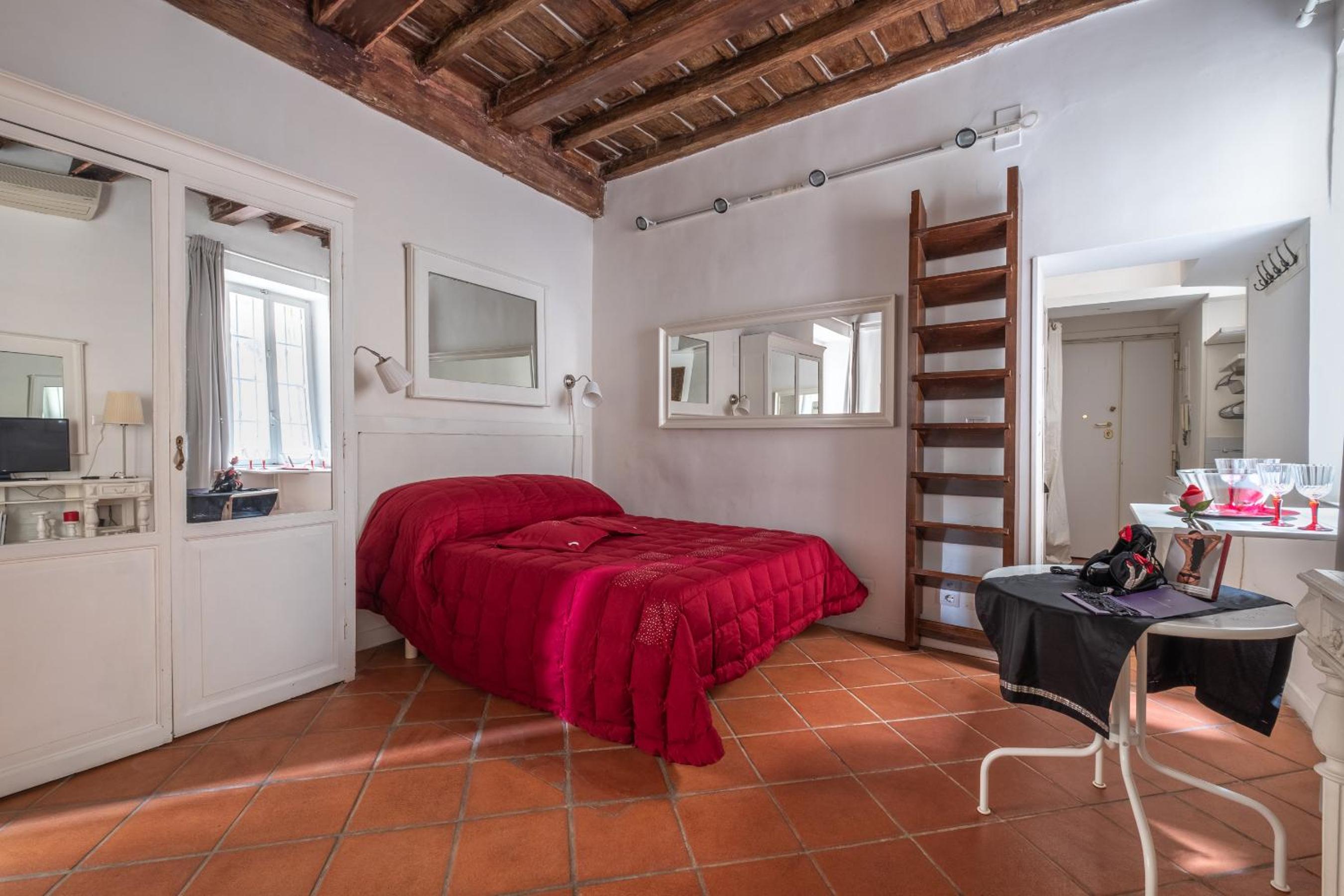 Flame Suite Trastevere