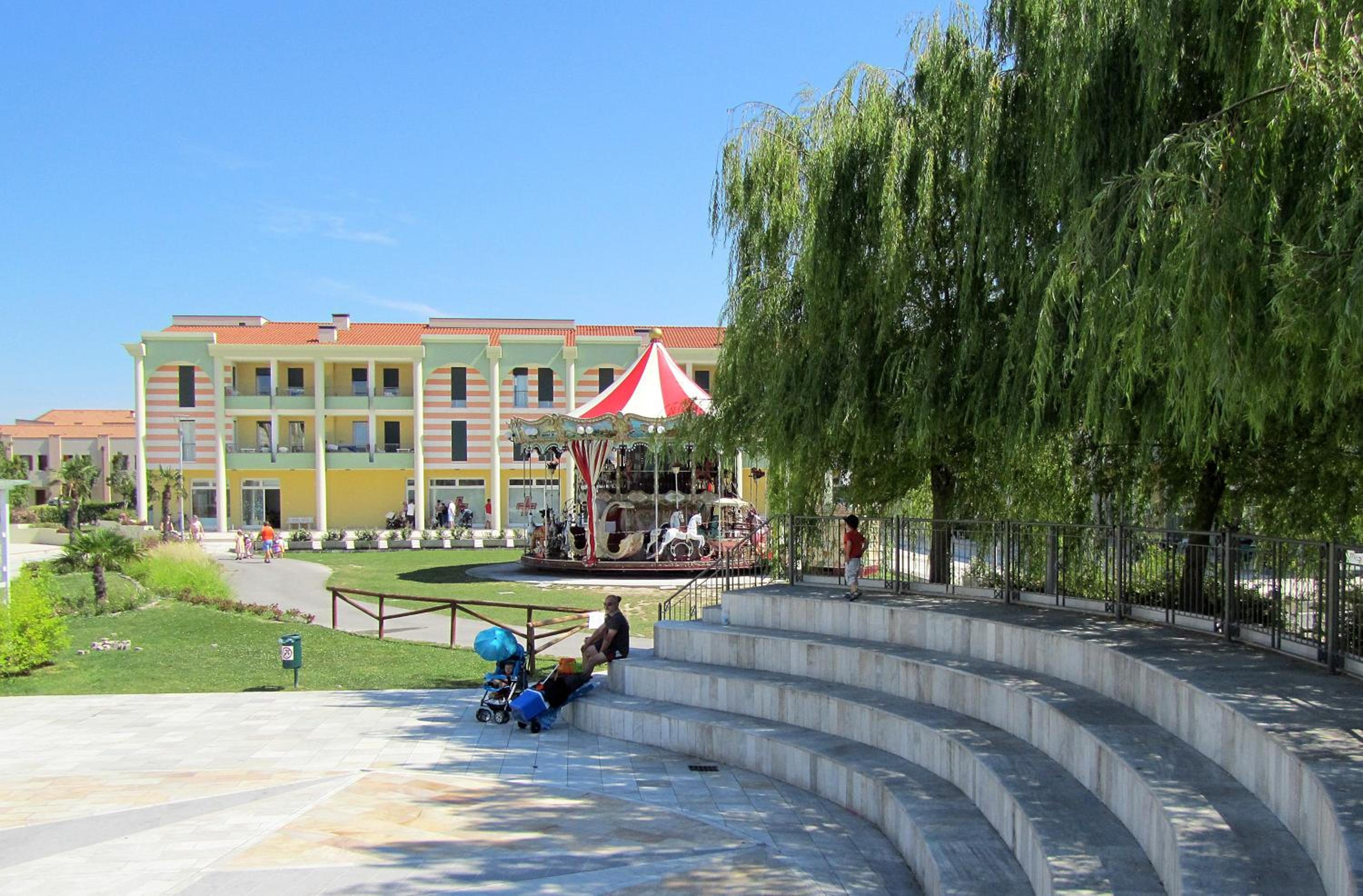 Photo 28