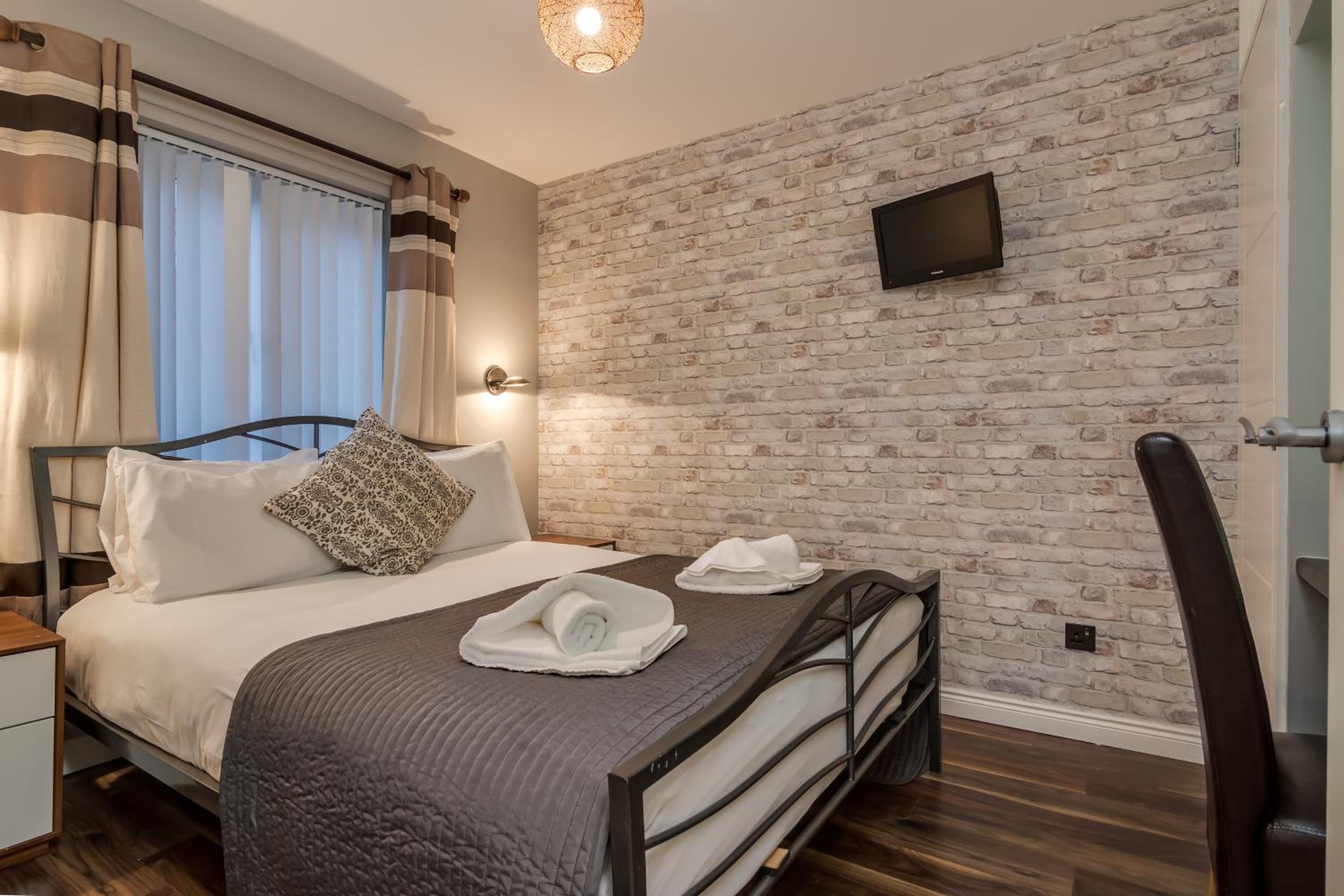 Central Belfast Apartments, Salisbury