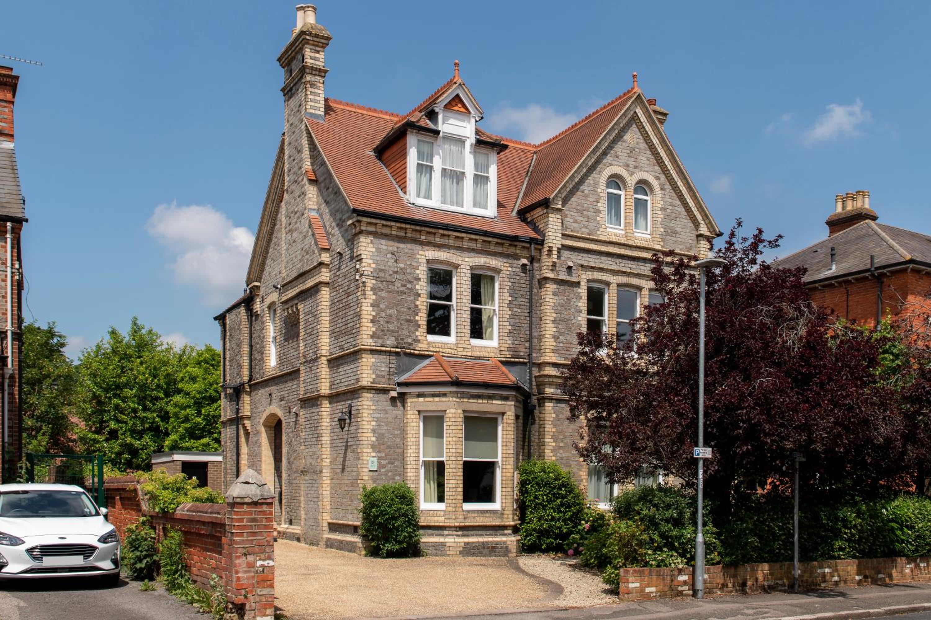 SACO Reading Castle Crescent