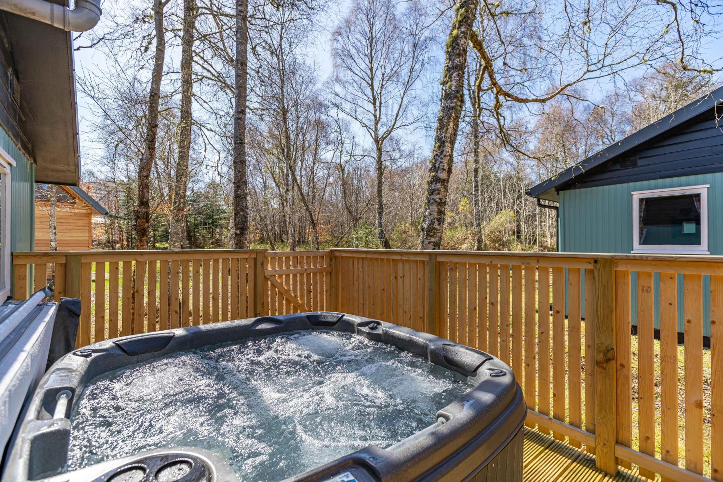 Bracken Lodge 5 with Hot Tub