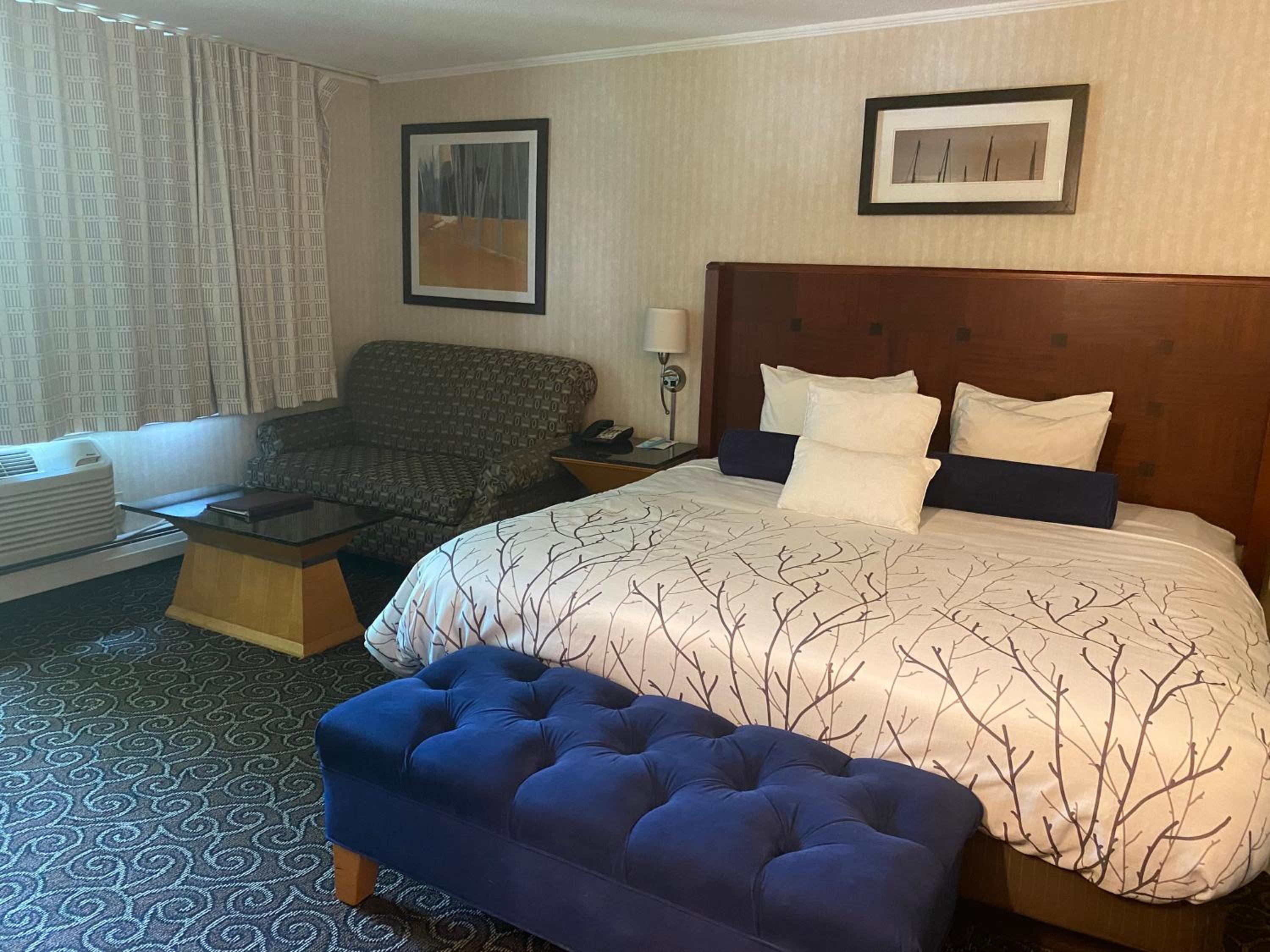 Brattleboro Vacations - The Black Mountain Inn - Property Image 8