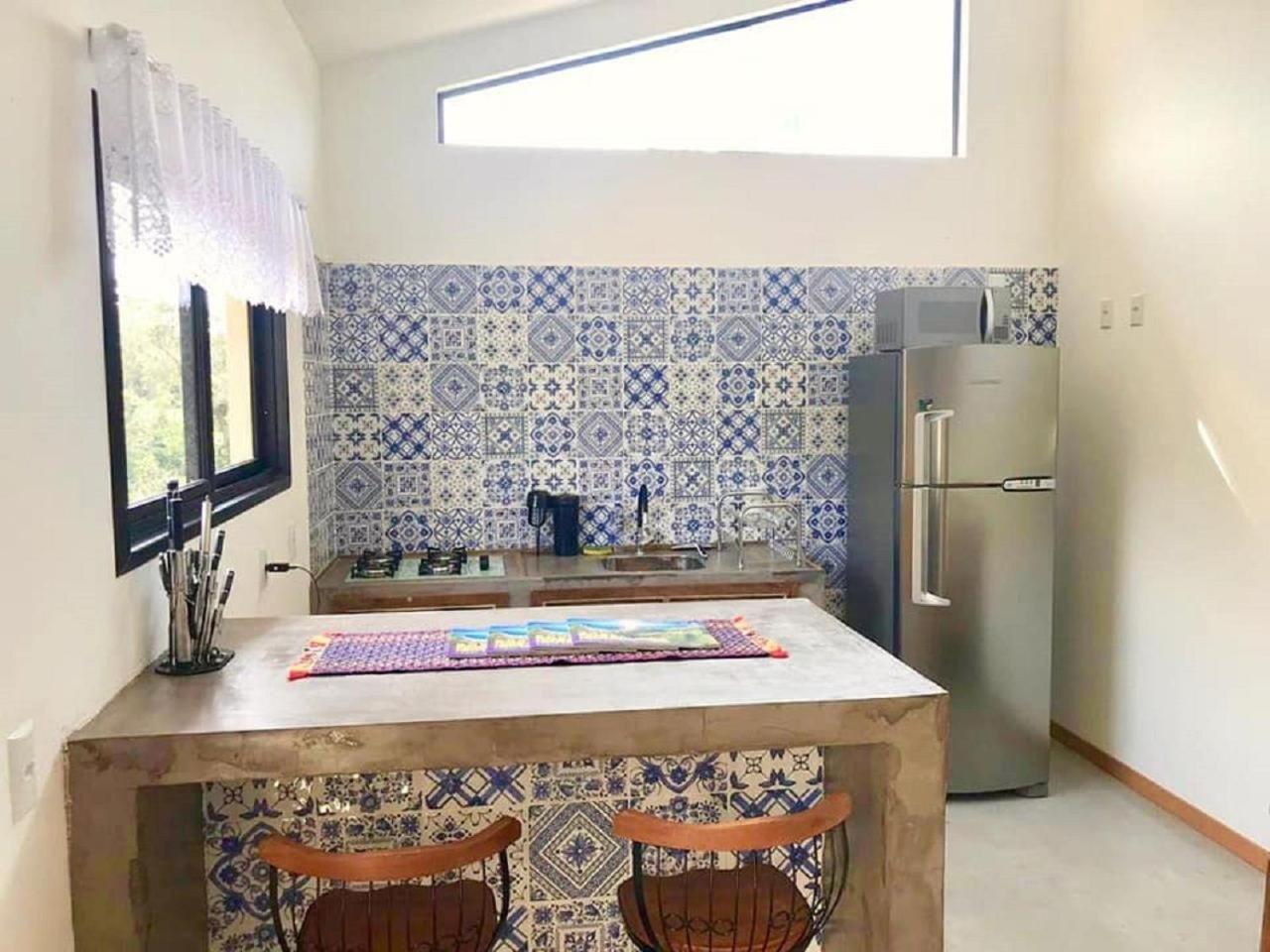 Casa Privativa com Piscina na Barra da Ferrugem/SC