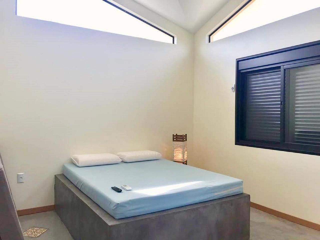 Casa Privativa com Piscina na Barra da Ferrugem/SC