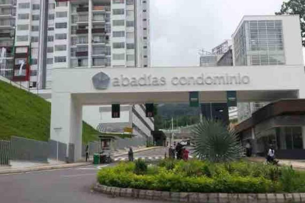 Hermoso apartamento, cerca Hospital Internacional view 4