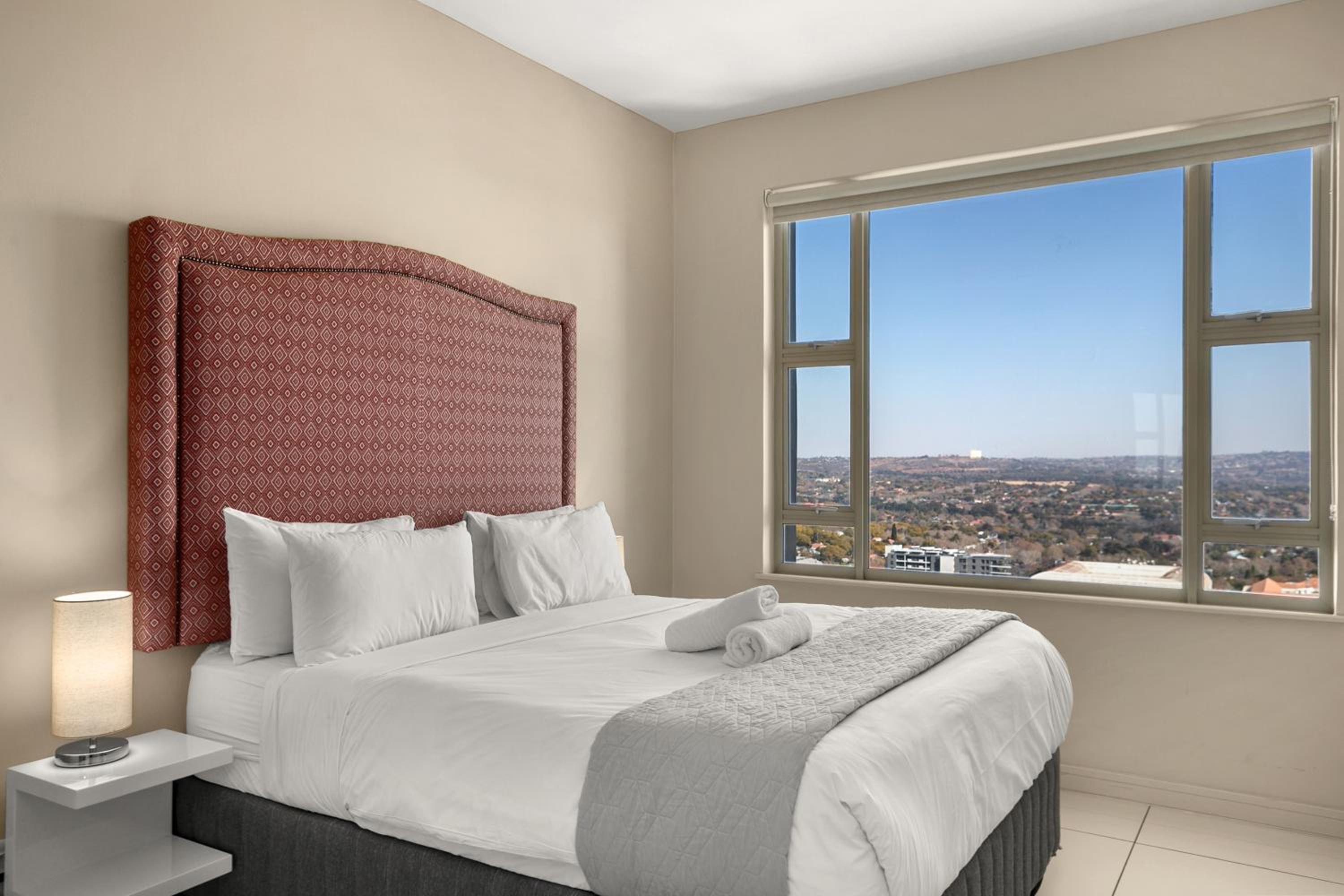 Easy Stay - The Tyrwhitt Rosebank