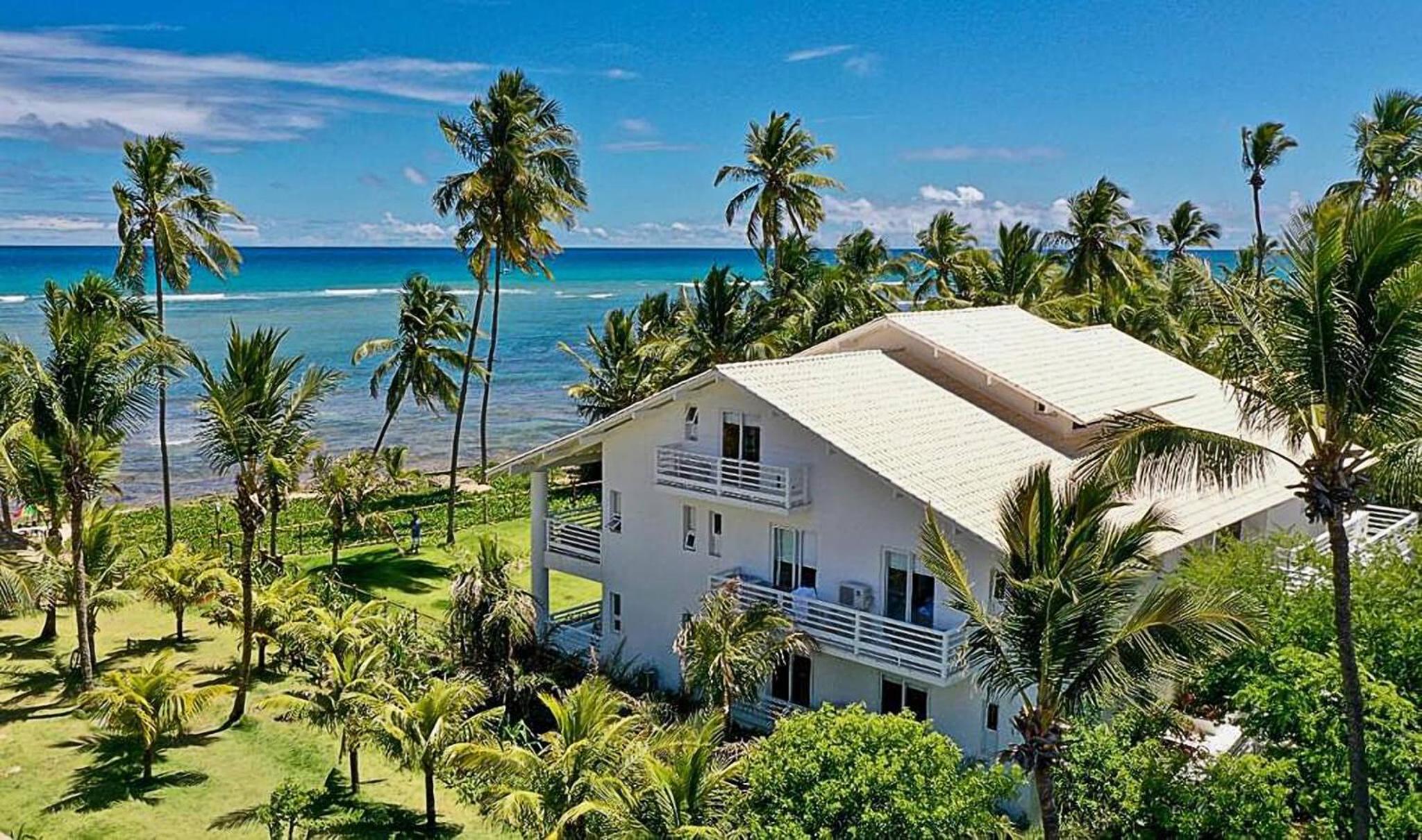 Apartamento Luxuoso à Beira-mar em Praia do Forte