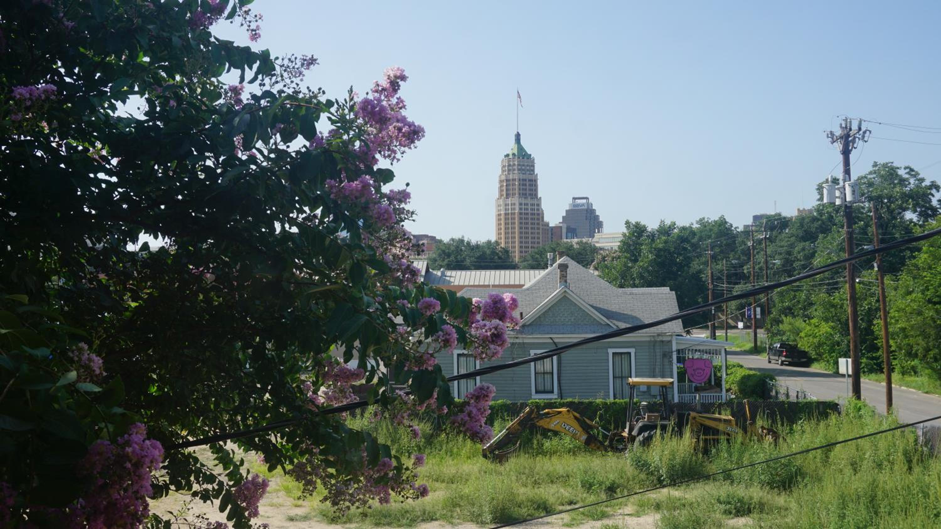 La Villita Inn