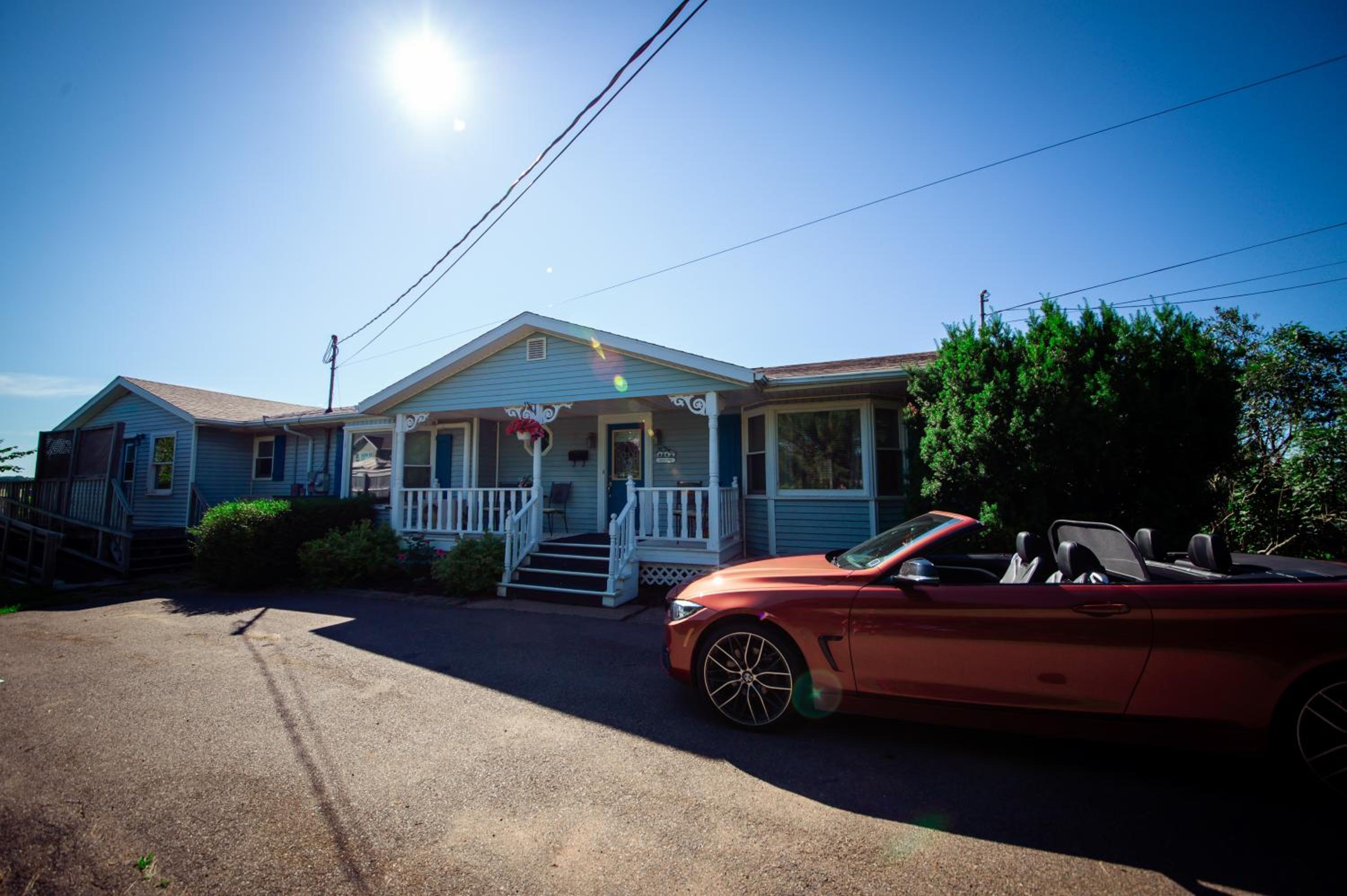 Lee's Ocean Peek B & B