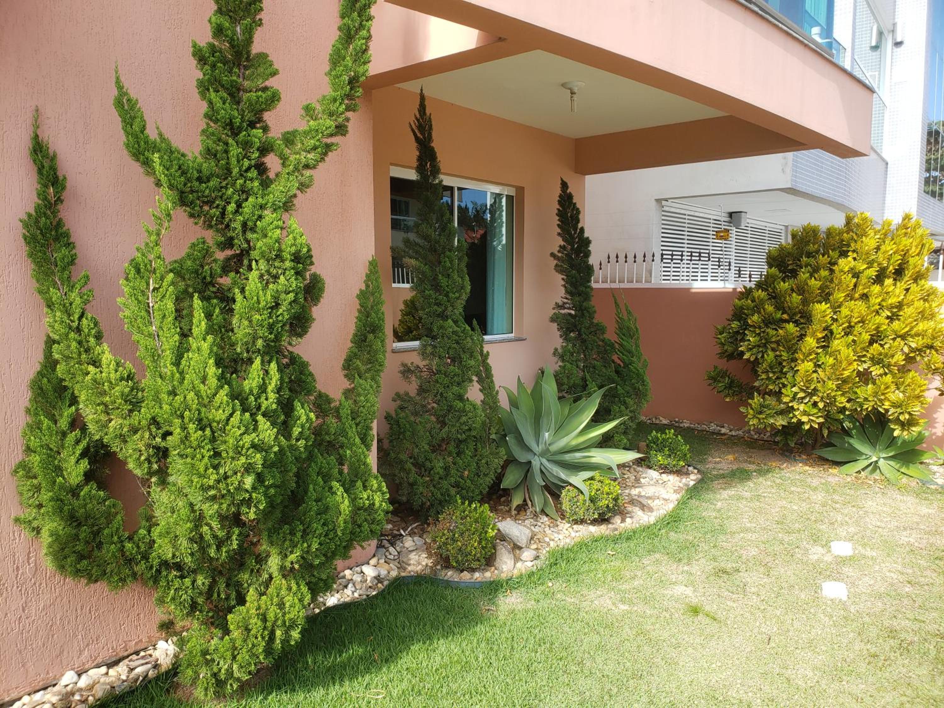 Casa alto padrão a 300 mts da praia