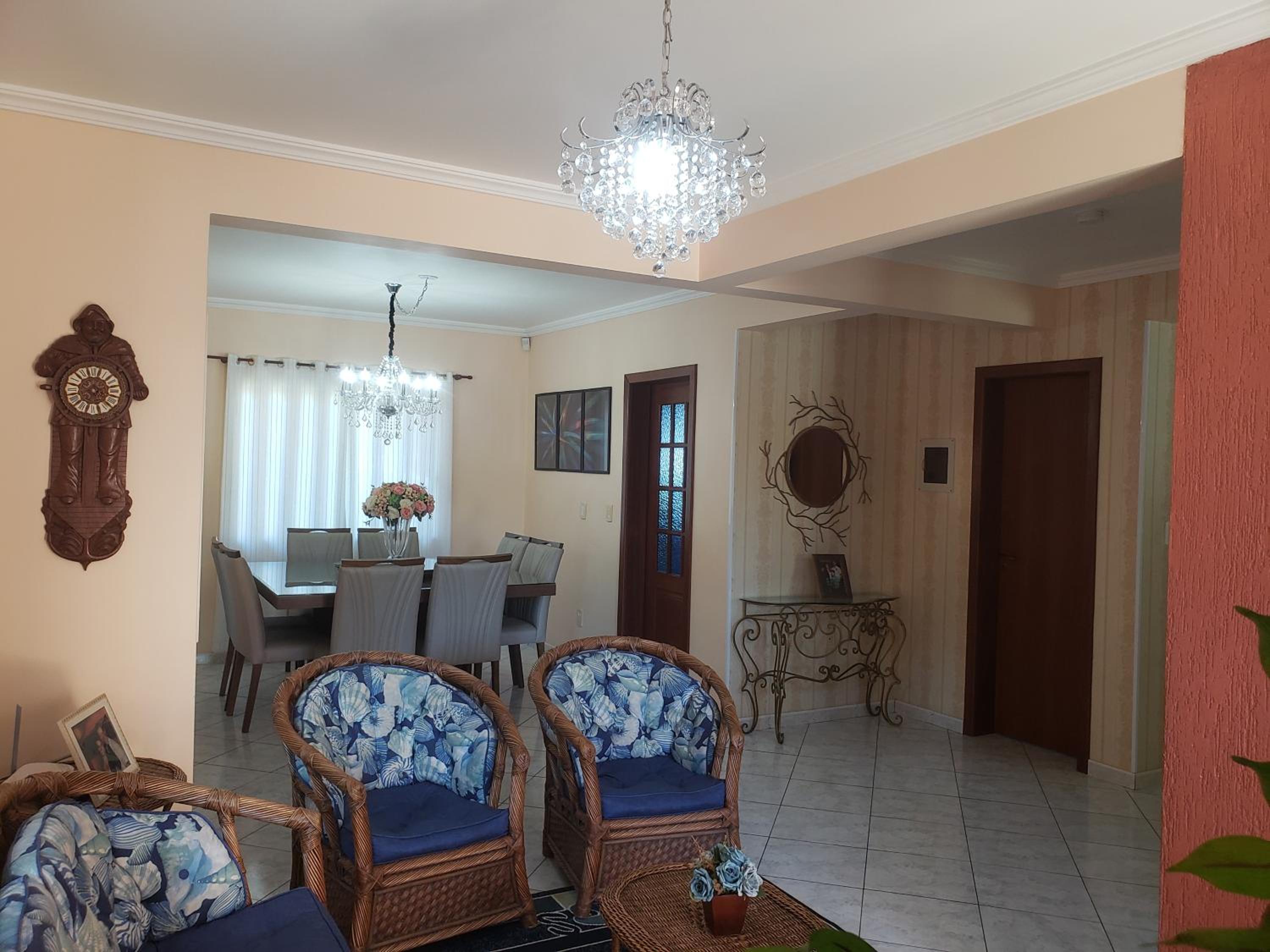 Casa alto padrão a 300 mts da praia