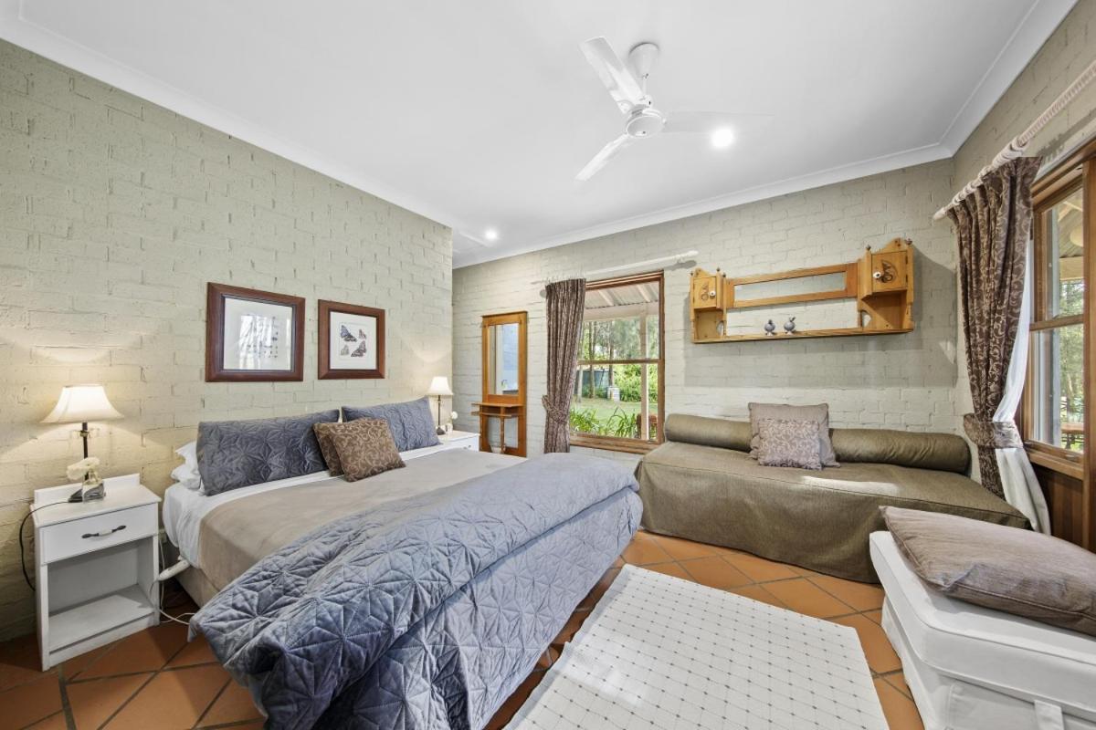 Thistle Hill Guesthouse - walk to many wineries and restaurants