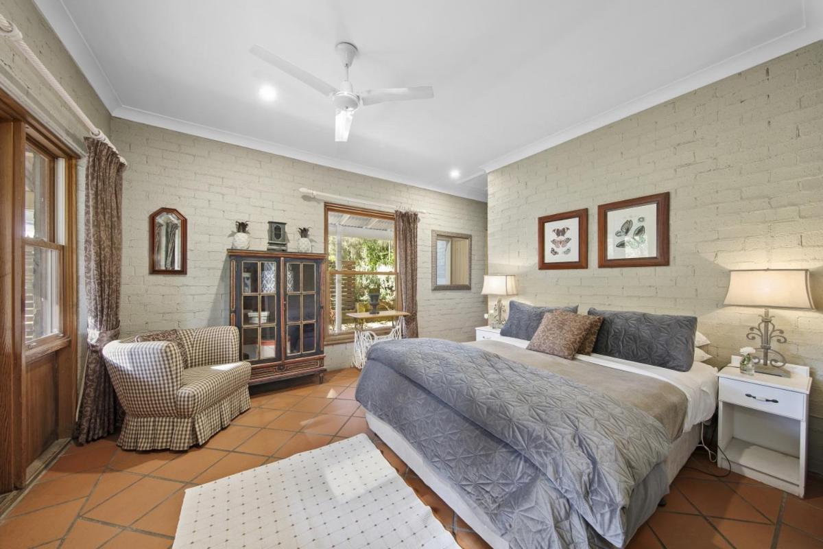 Thistle Hill Guesthouse - walk to many wineries and restaurants