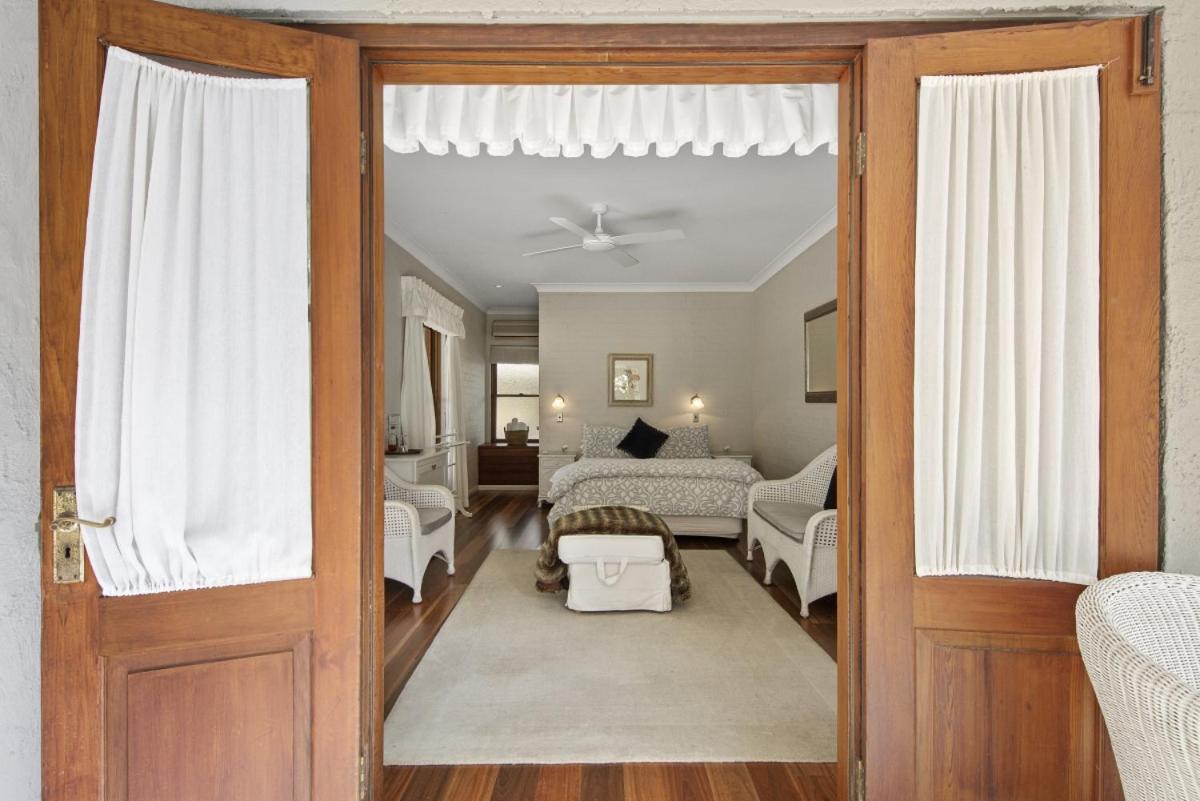 Thistle Hill Guesthouse - walk to many wineries and restaurants