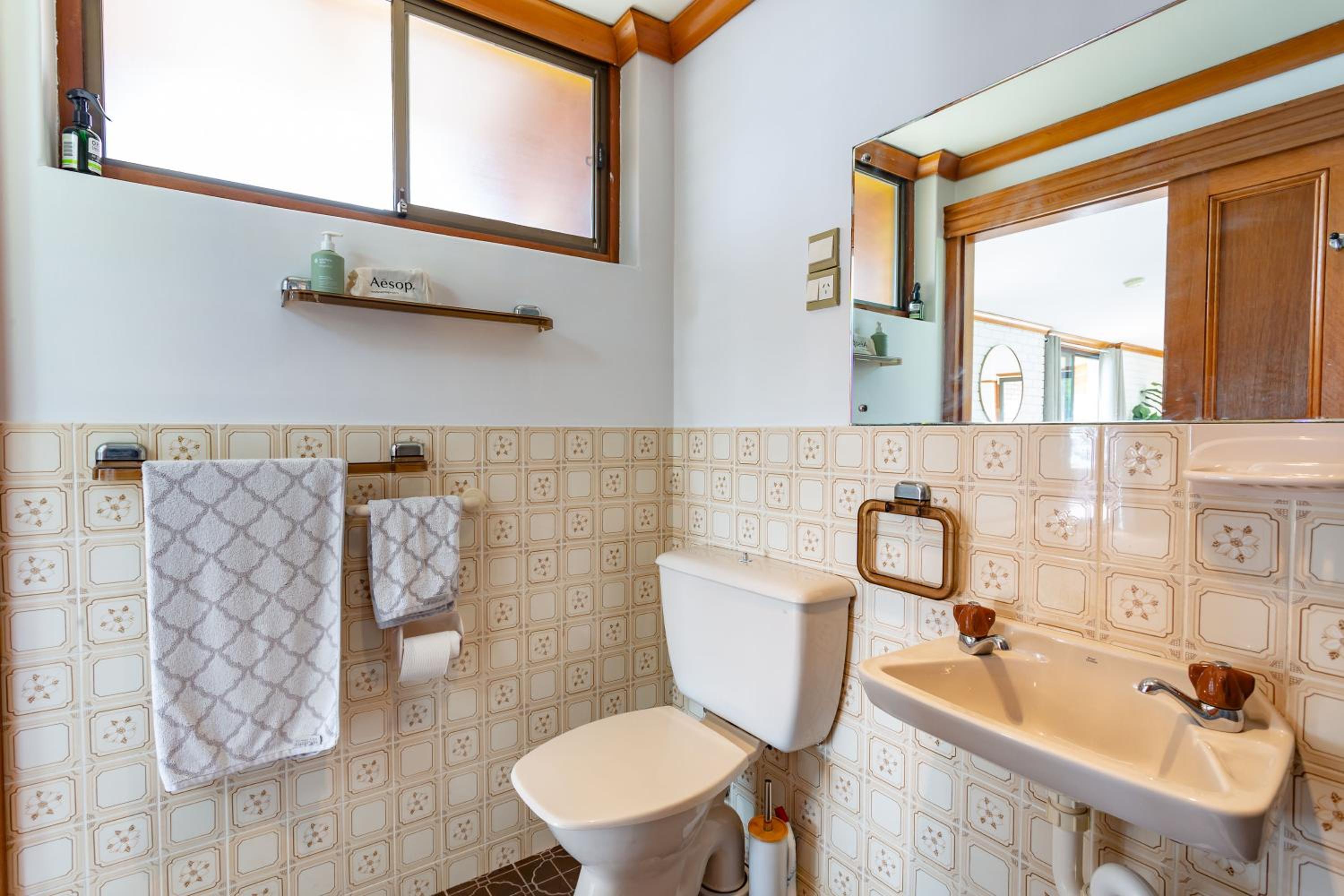 The Flaxman Studio - Panoramic Ocean Views