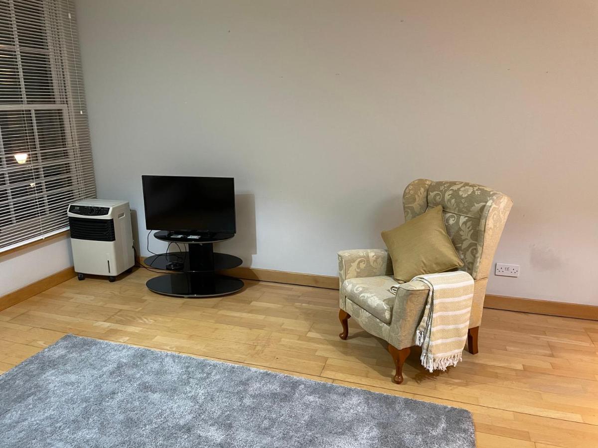 GREENWICH CENTRE NKY APARTMENT