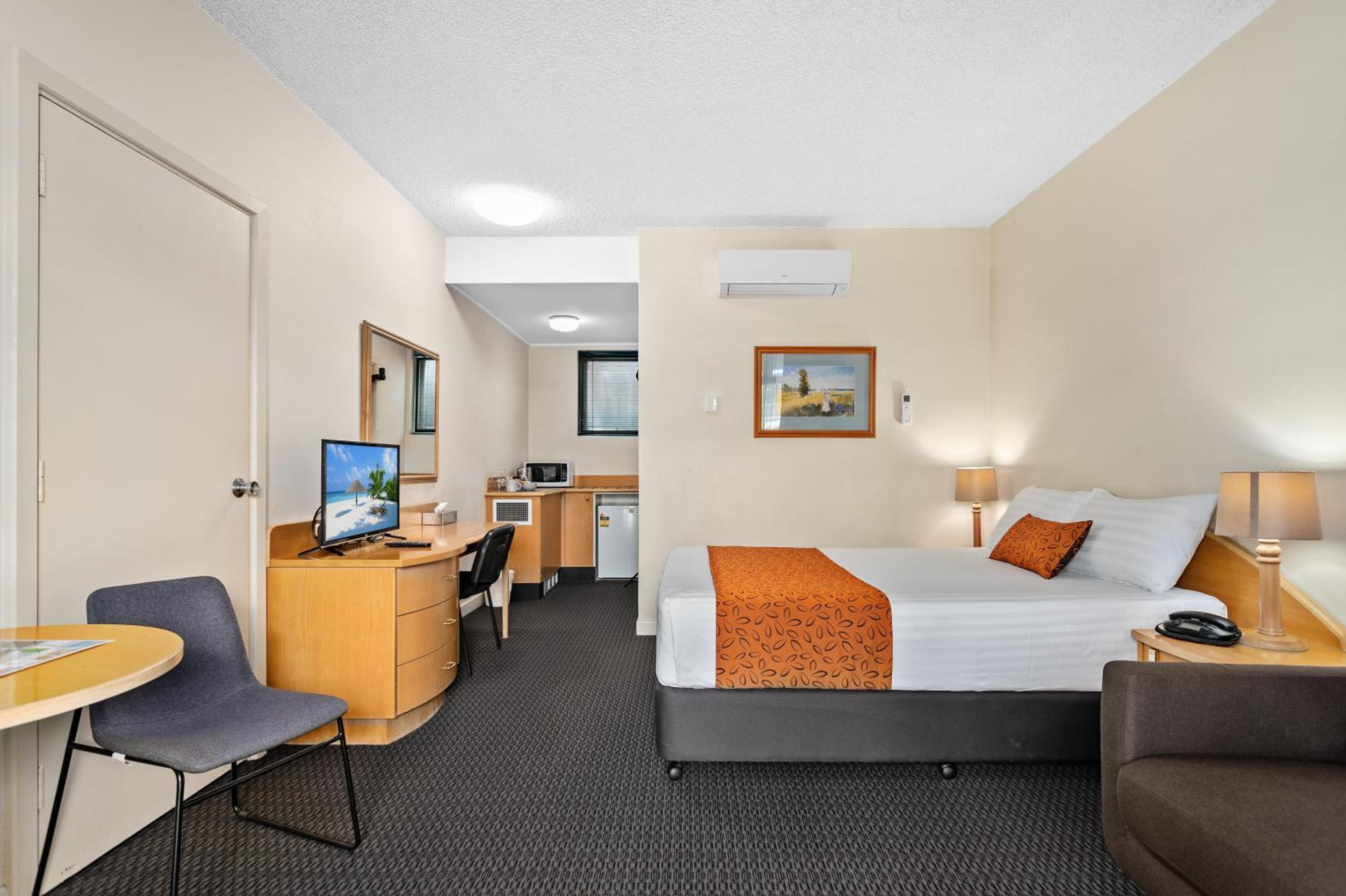 Park Motor Inn