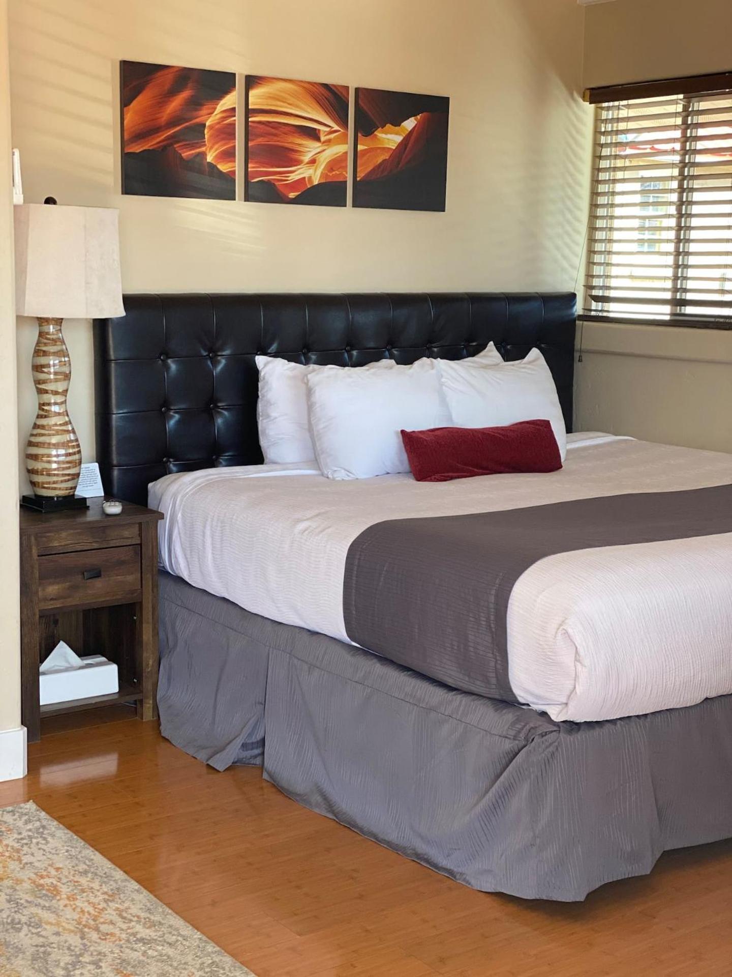 Kanab Vacations - The Flagstone Boutique Inn  Suites - Property Image 21