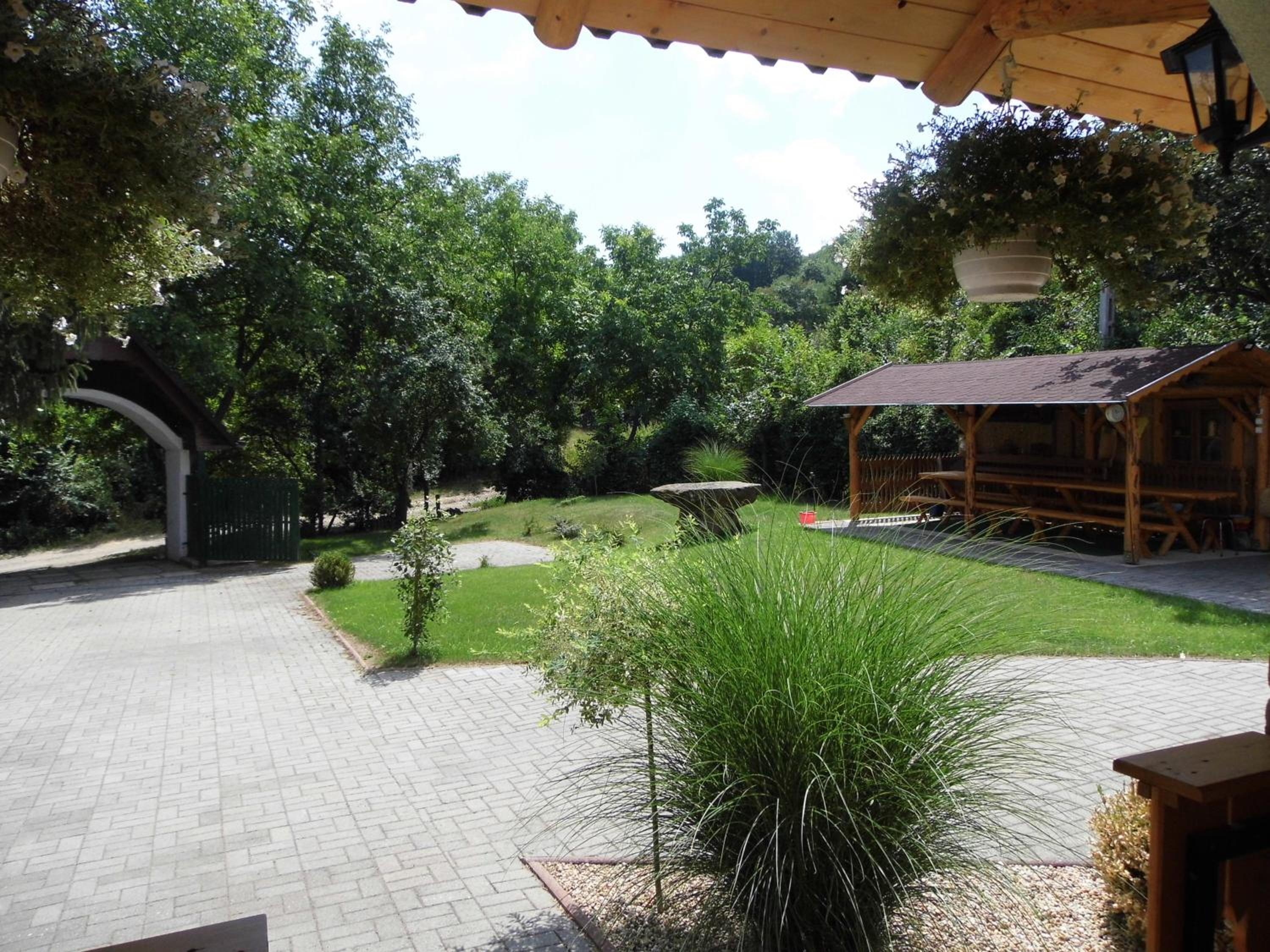 Photo 14