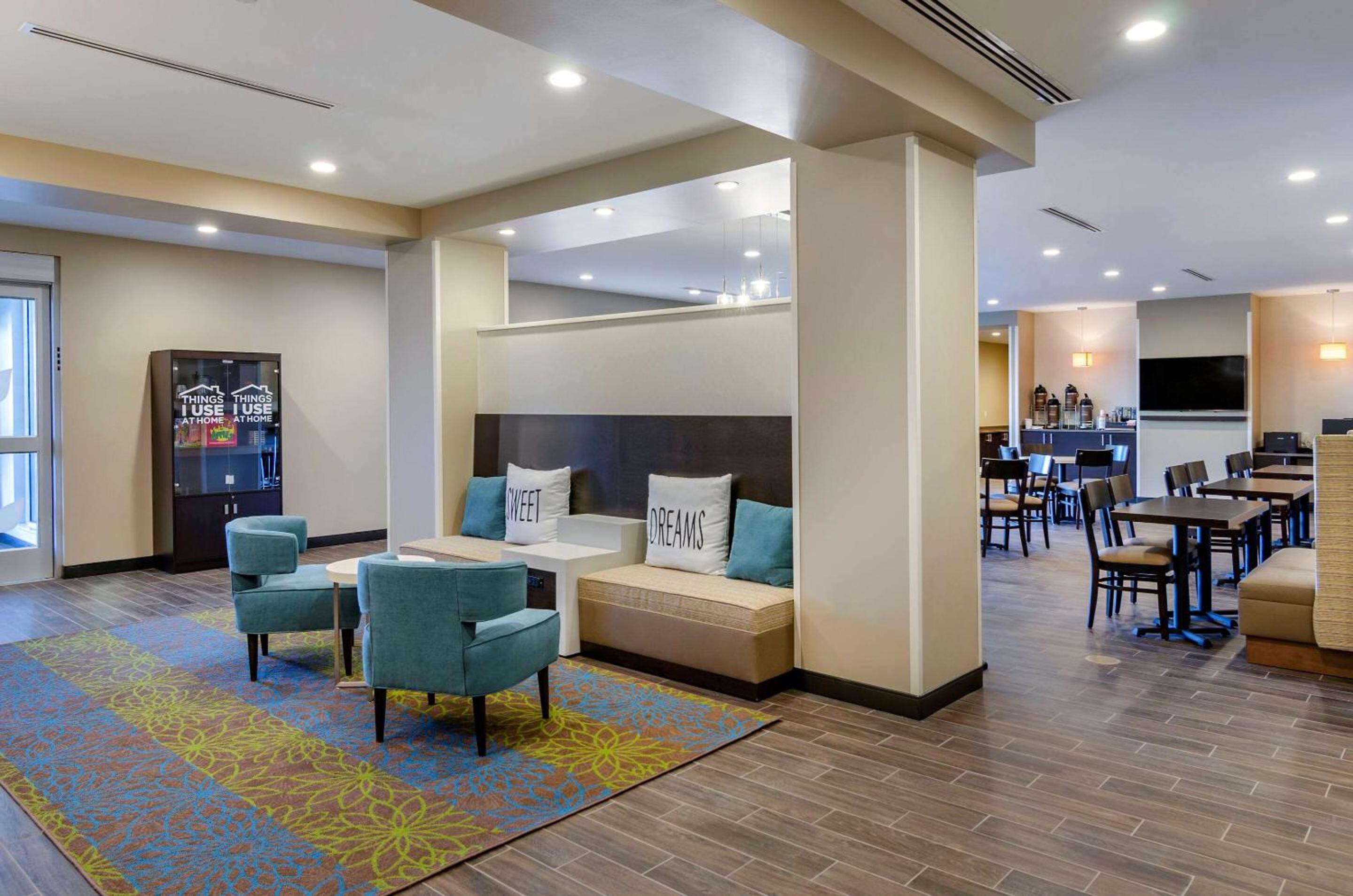 Great Falls Vacations - Sleep Inn  Suites Great Falls Airport - Property Image 5