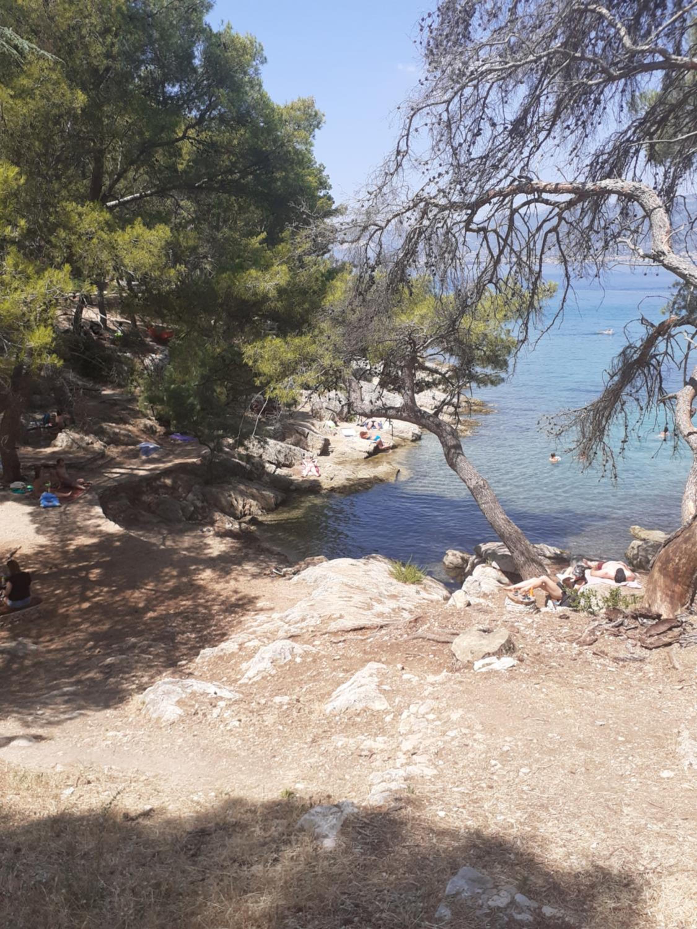 Sunshine - Cozy Stay in Central Split view 4