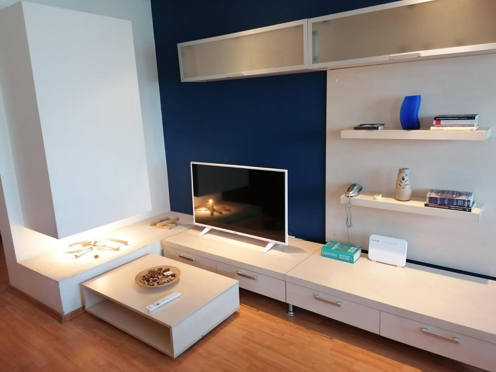 Wenie Apartment by EasyBucharest view 2
