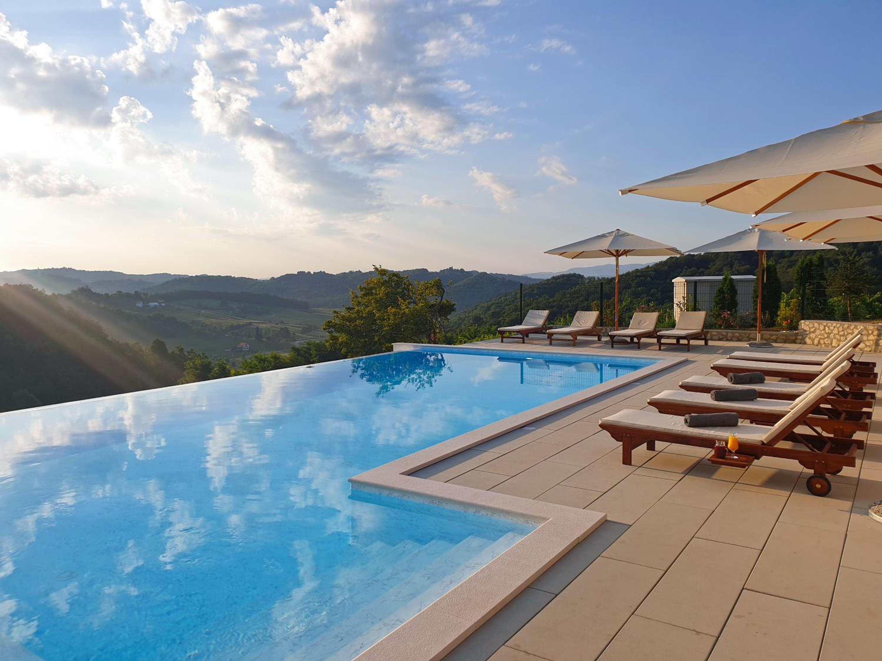 Winery, Restaurant & Pension Vuglec Breg