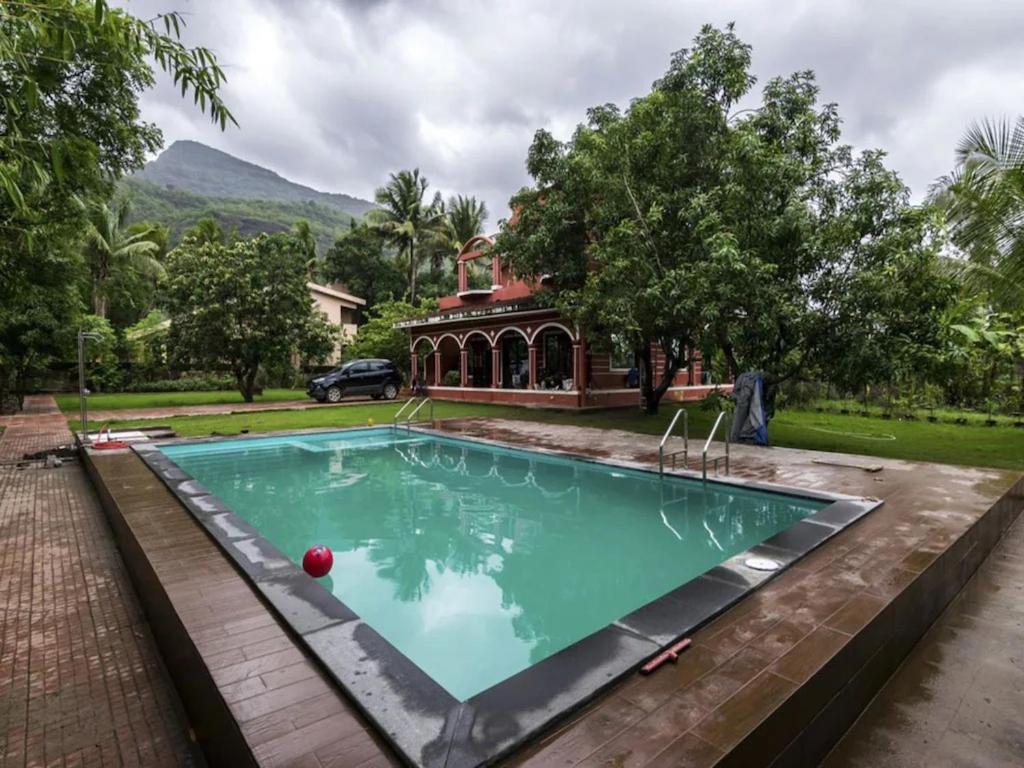 Red House 3BHK view 5