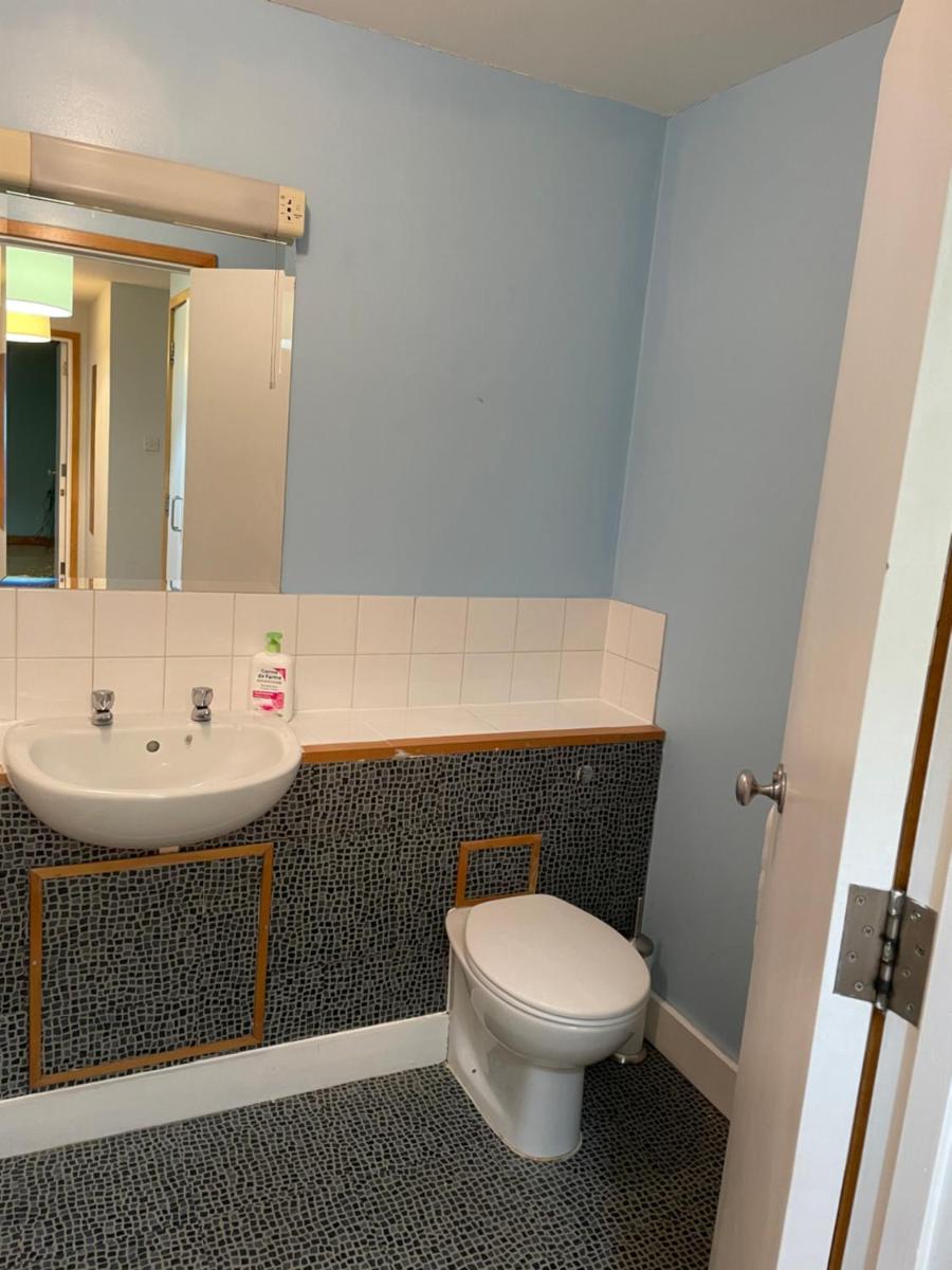 GREENWICH CENTRE NKY APARTMENT