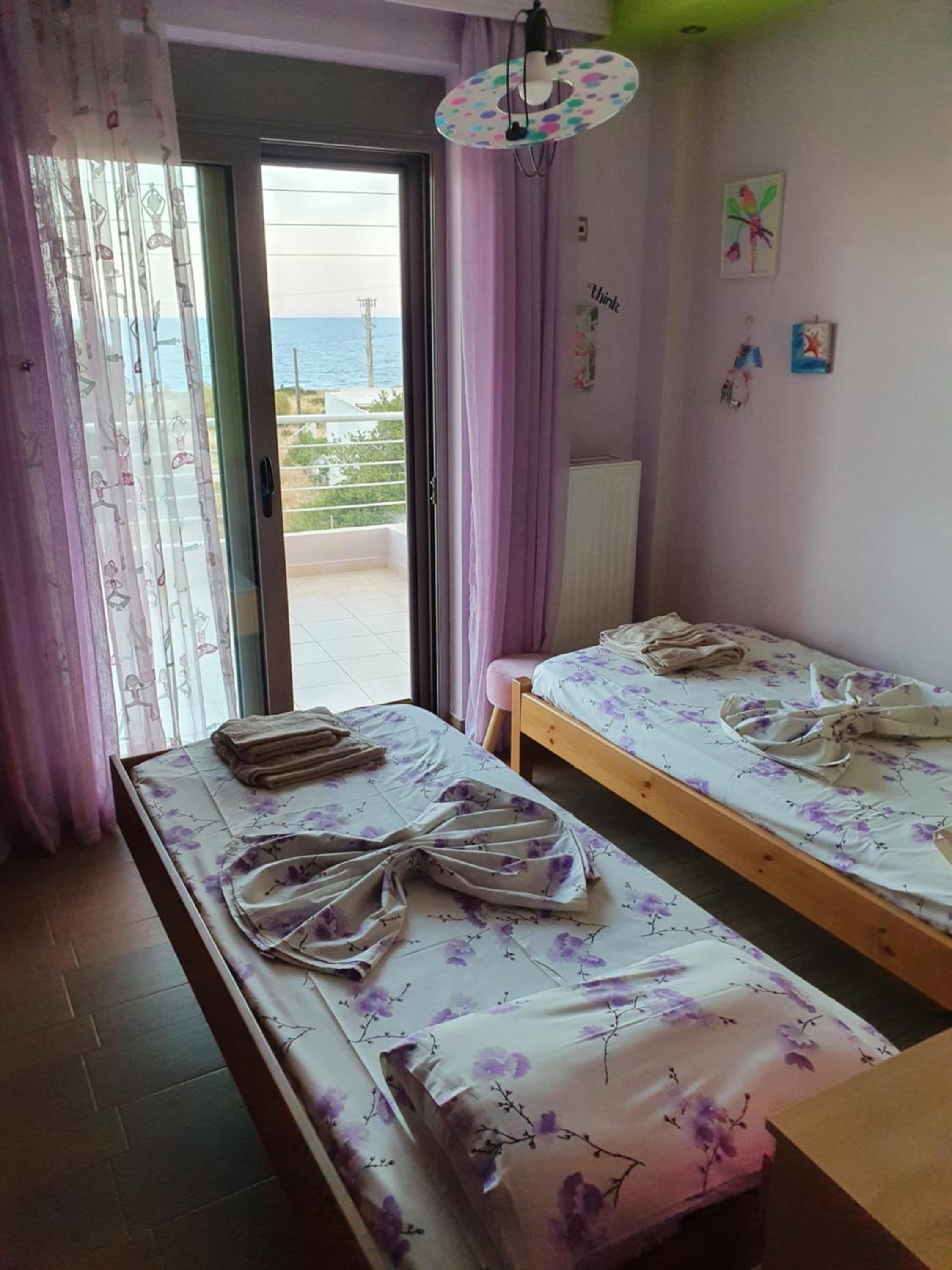 VILLA BY THE SEA VRAVRONA LOUTSA(NEAR THE AIRPORT&METROPOLITAN)