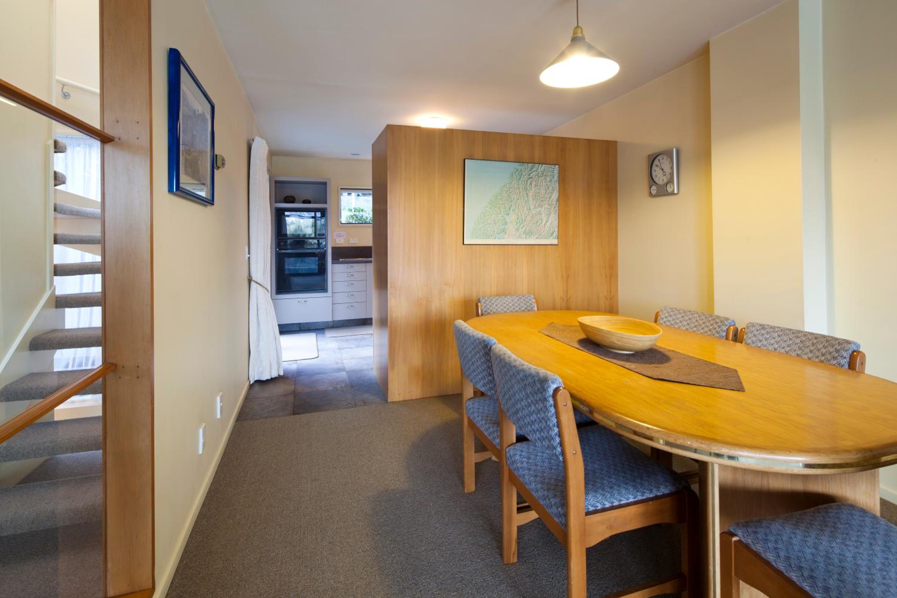 Spinnaker Bay Apartments