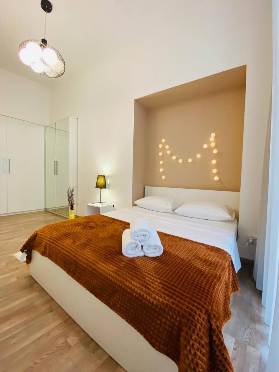 Real Home Apartments in Kiev Center view 5