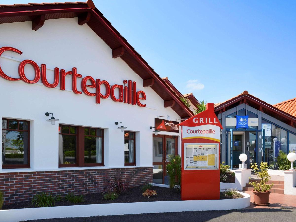 Hotel ibis budget Bayonne - Image 1