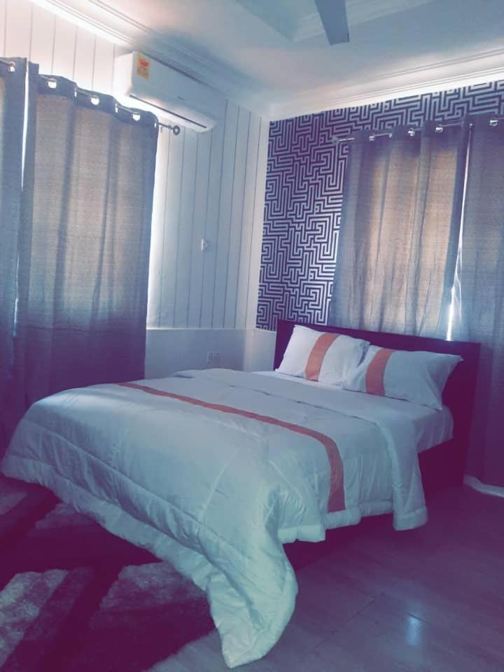 MAXJEN HAVEN GUEST HOUSE