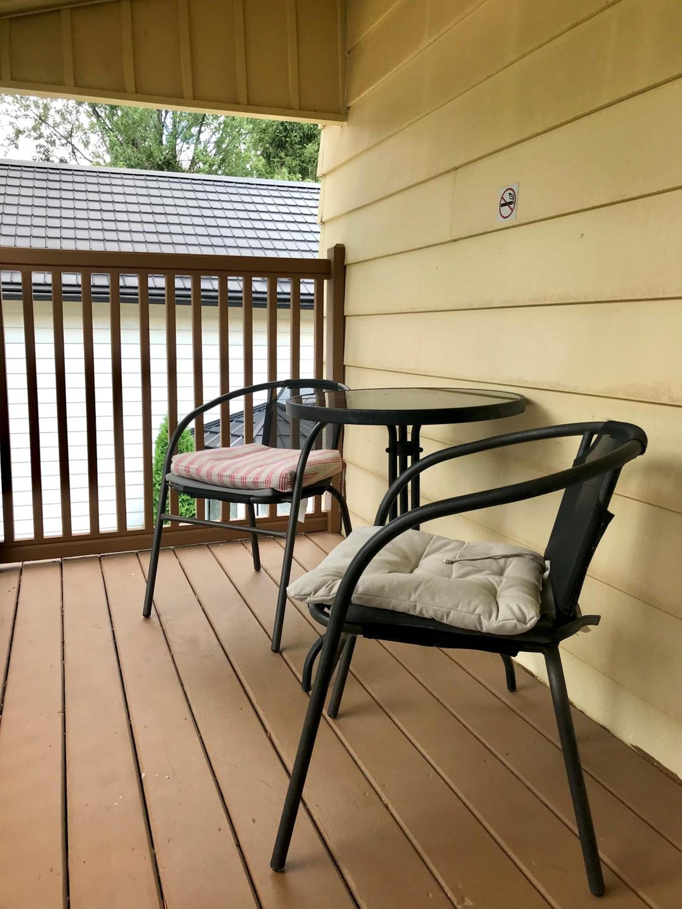 Ellis House Bed & Breakfast