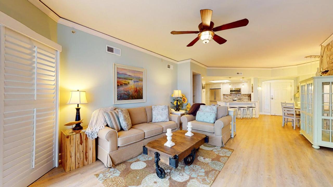 5402 Hampton Place South view 4