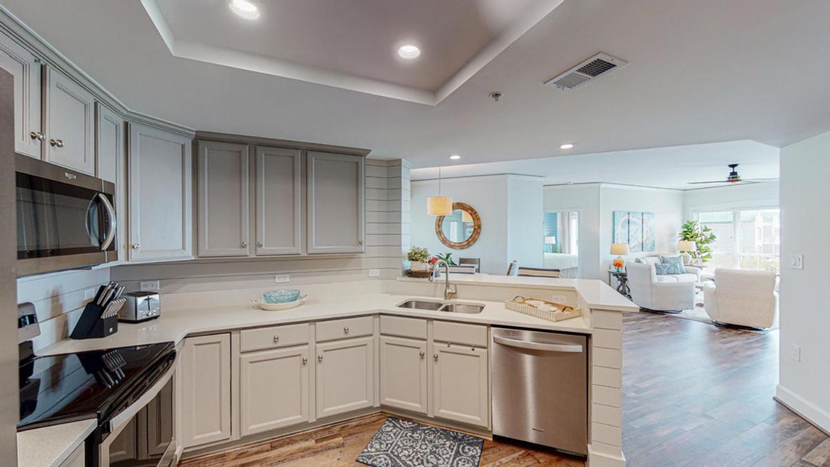 3505 Windsor Court South view 3