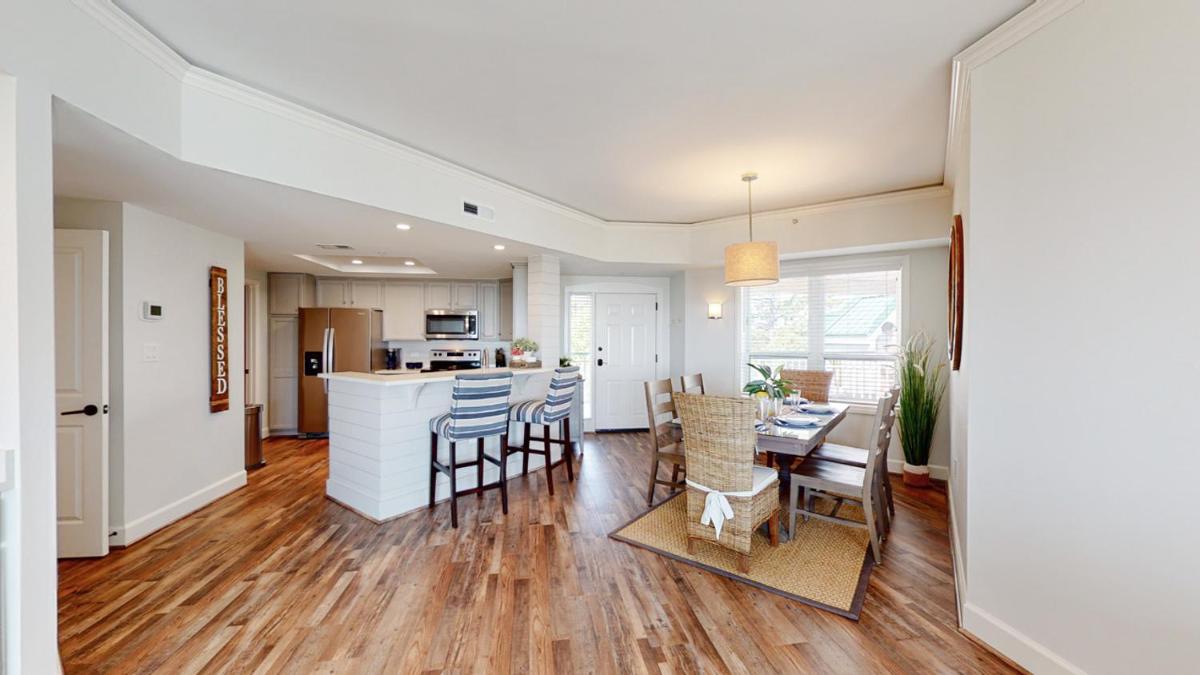 3505 Windsor Court South view 5