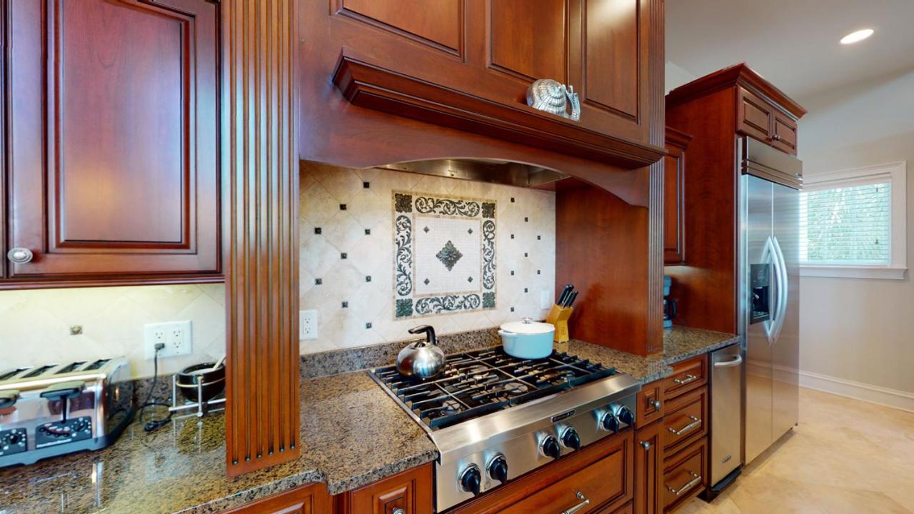 9 Promontory Ct view 5