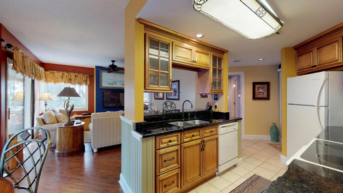 614 Barrington Park view 2