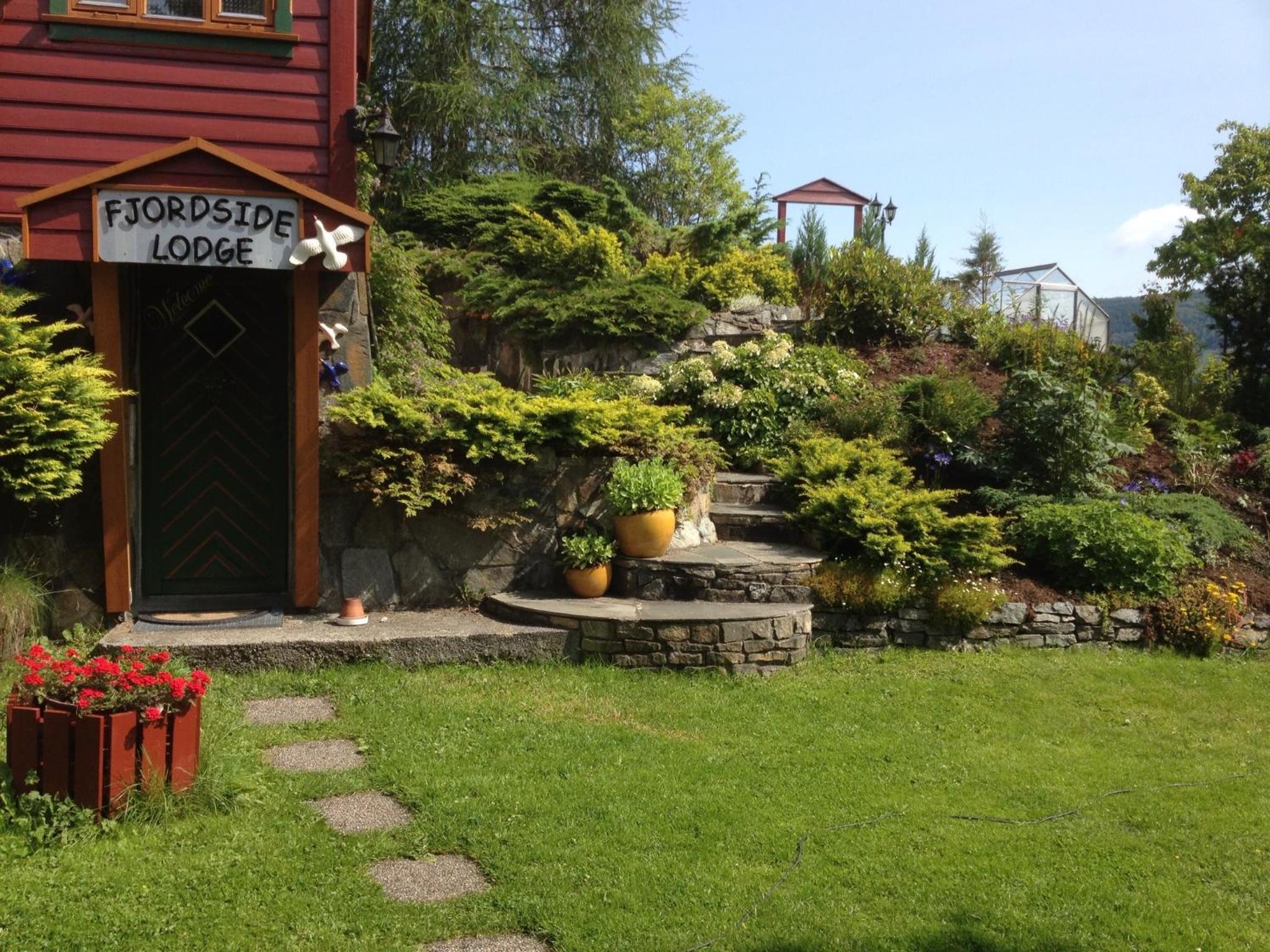 Photo 25