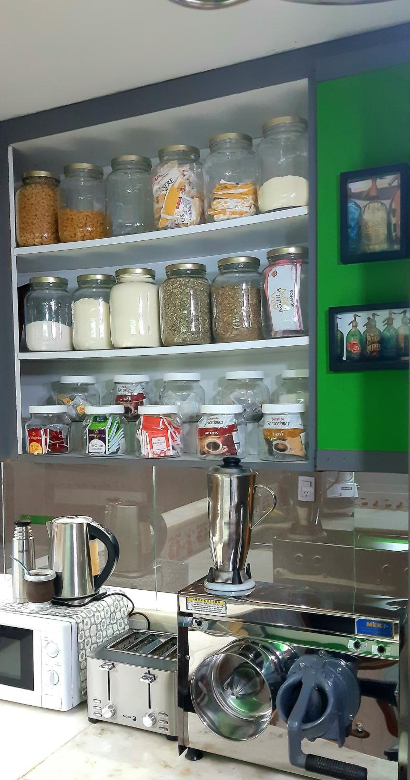 Bucanaan hostel boutique
