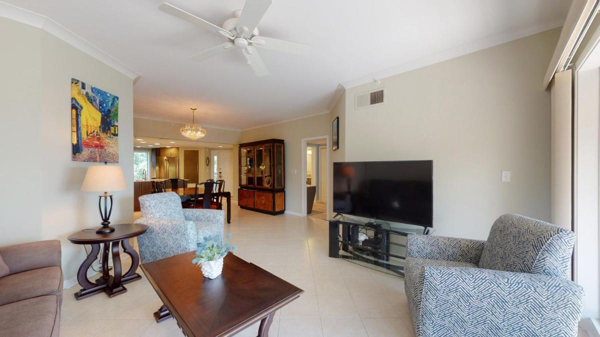 408 Barrington Arms view 4